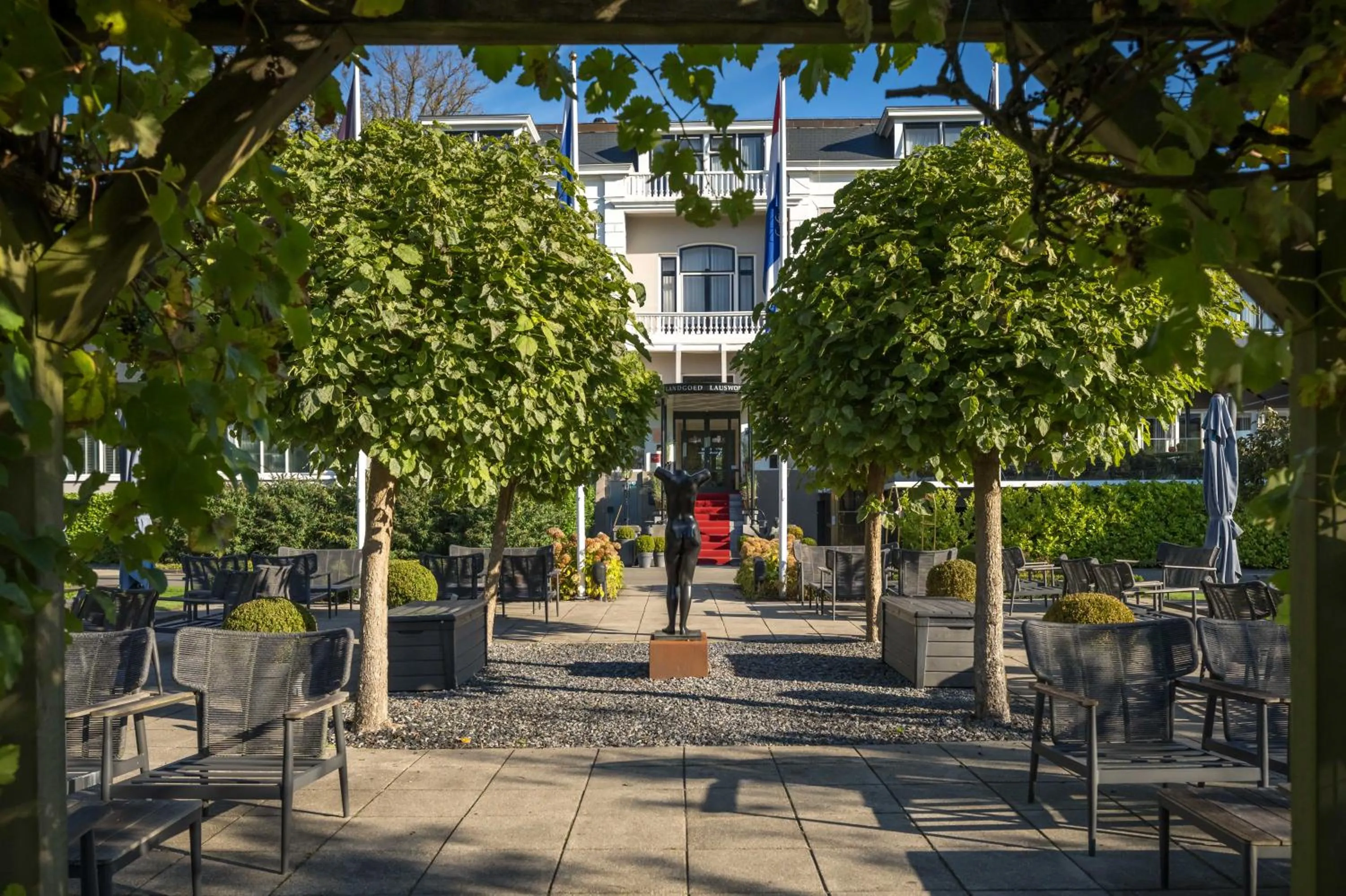 Property building in Landgoed Lauswolt