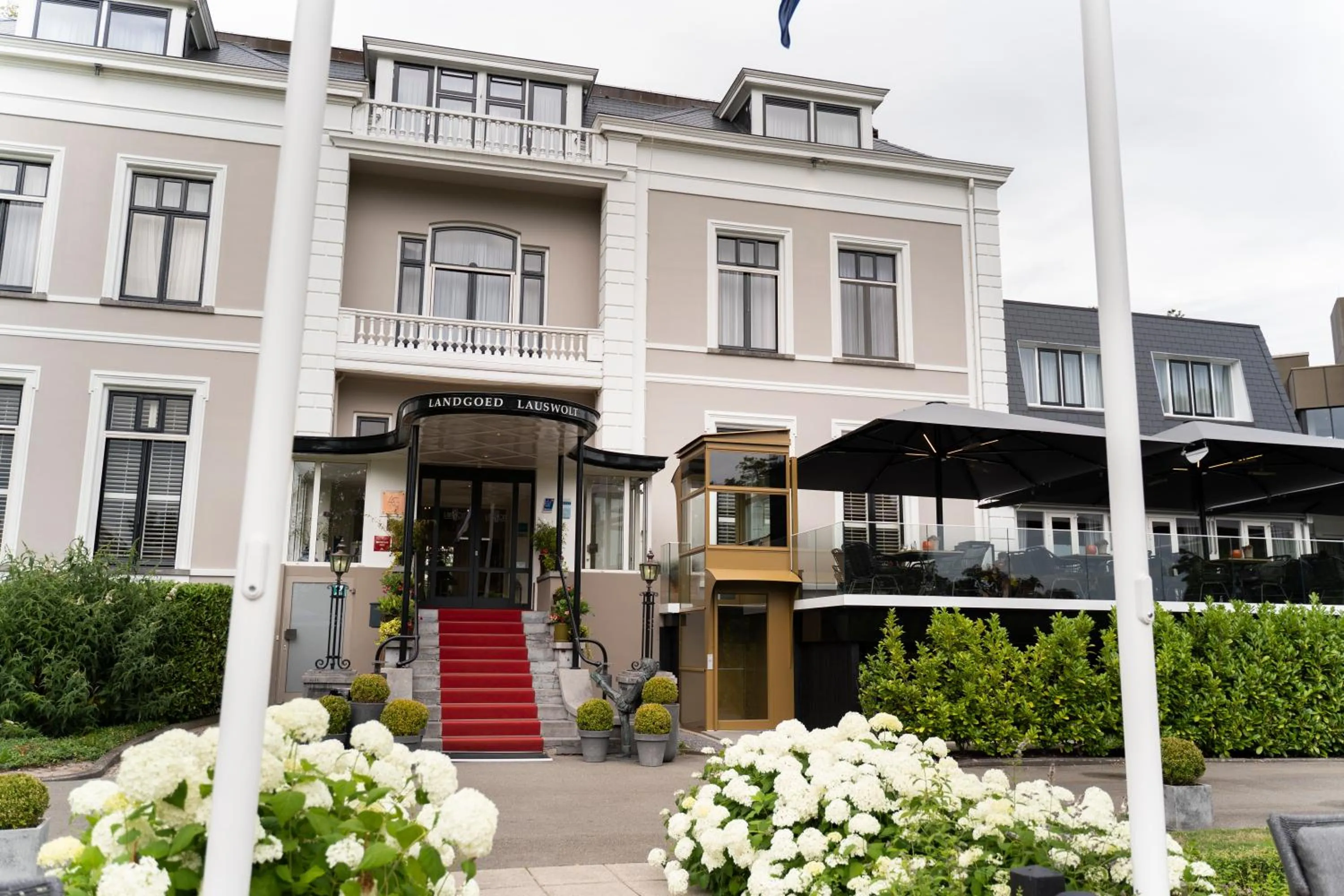 Property building in Landgoed Lauswolt