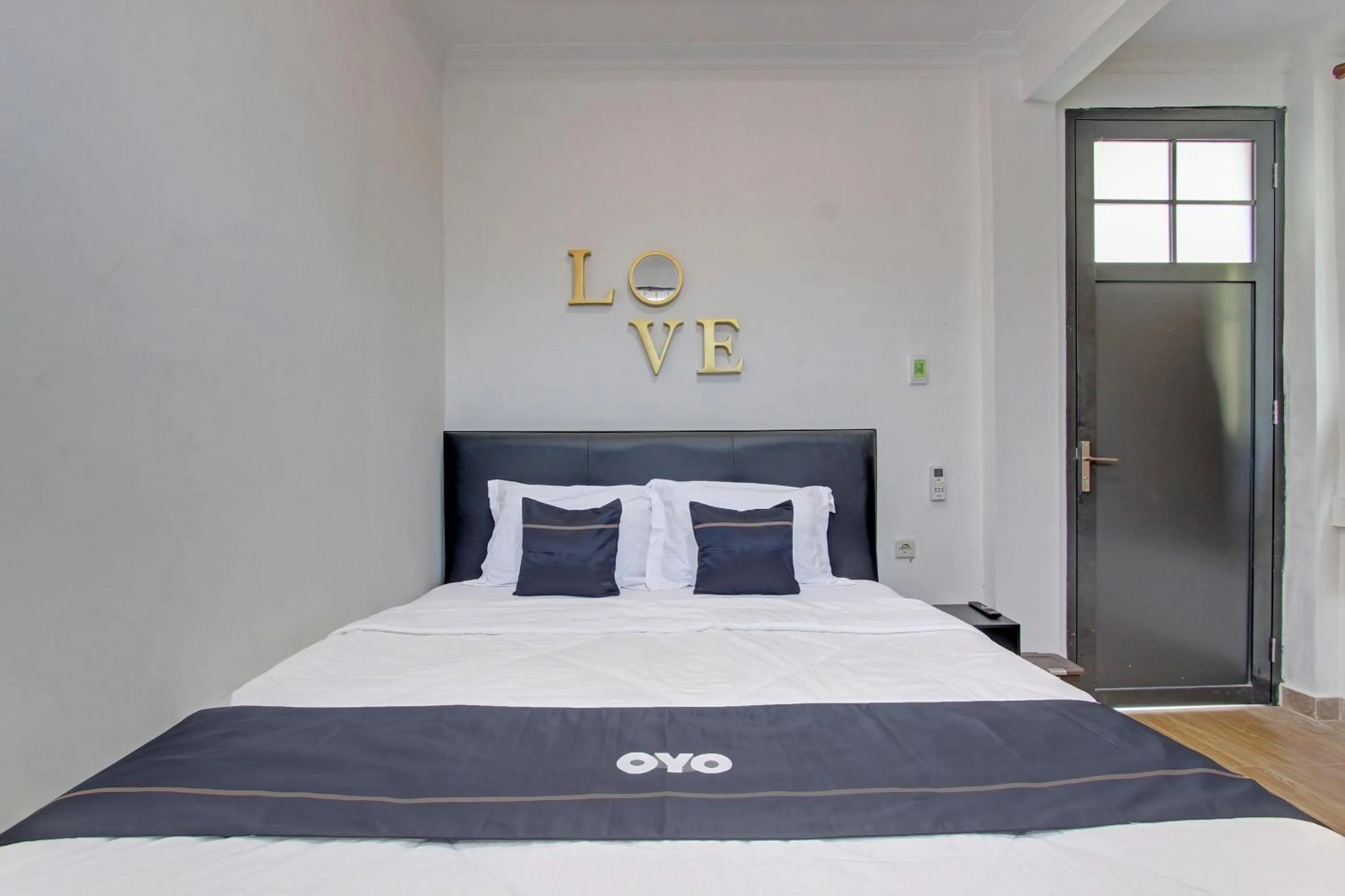 Bedroom in Collection O 93028 Homestay Joglo Ibu