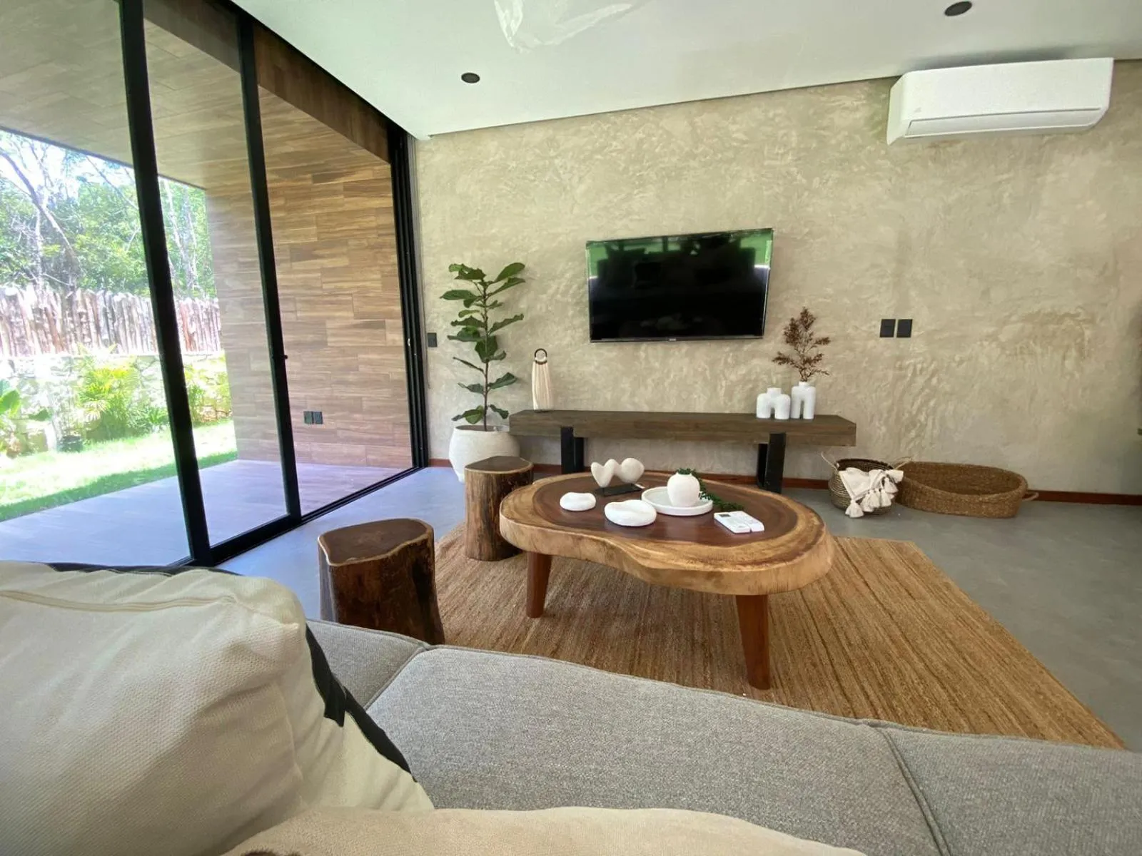 TV and multimedia in Xambé