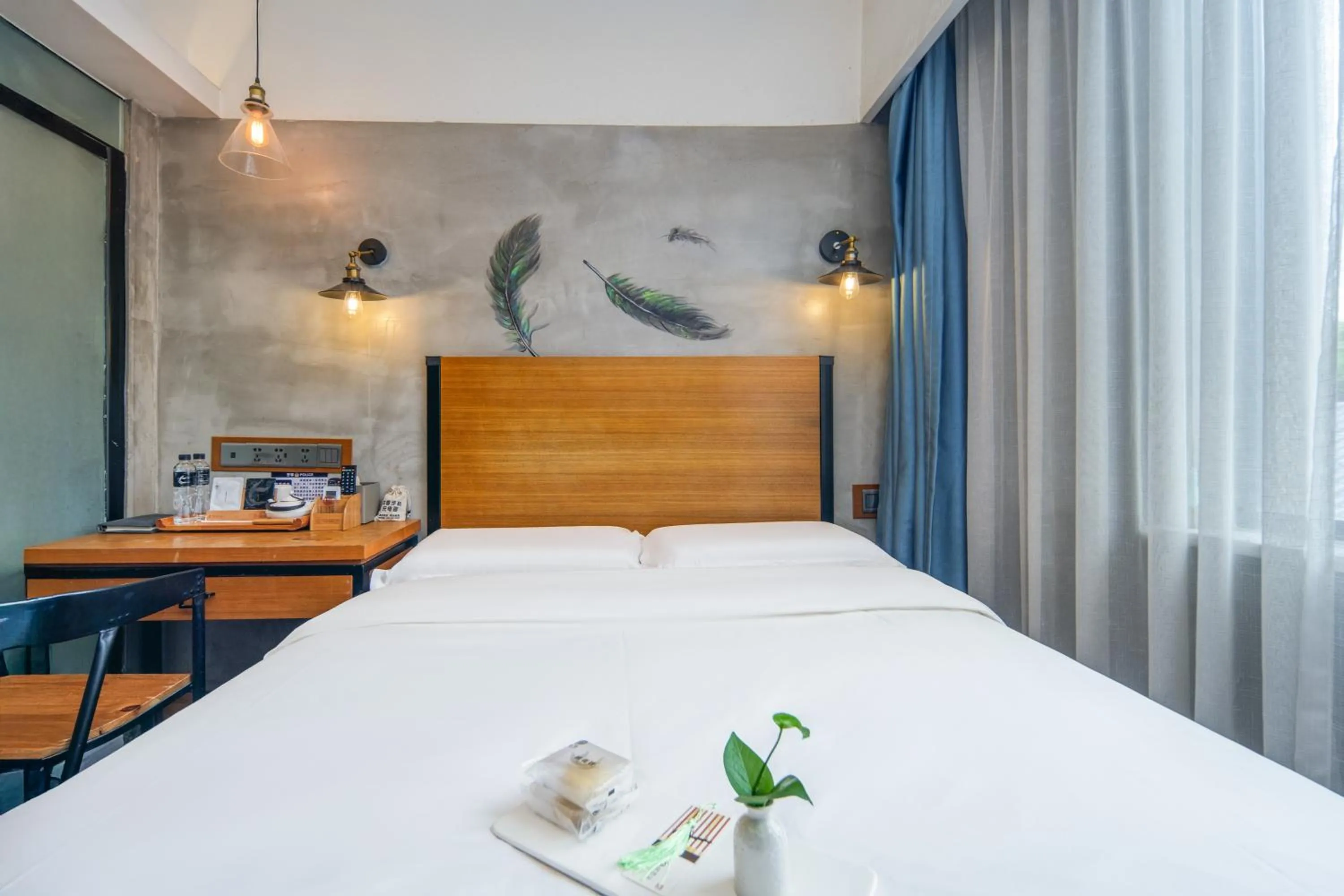 Bedroom, Bed in Gongxili - Chujian Hotel