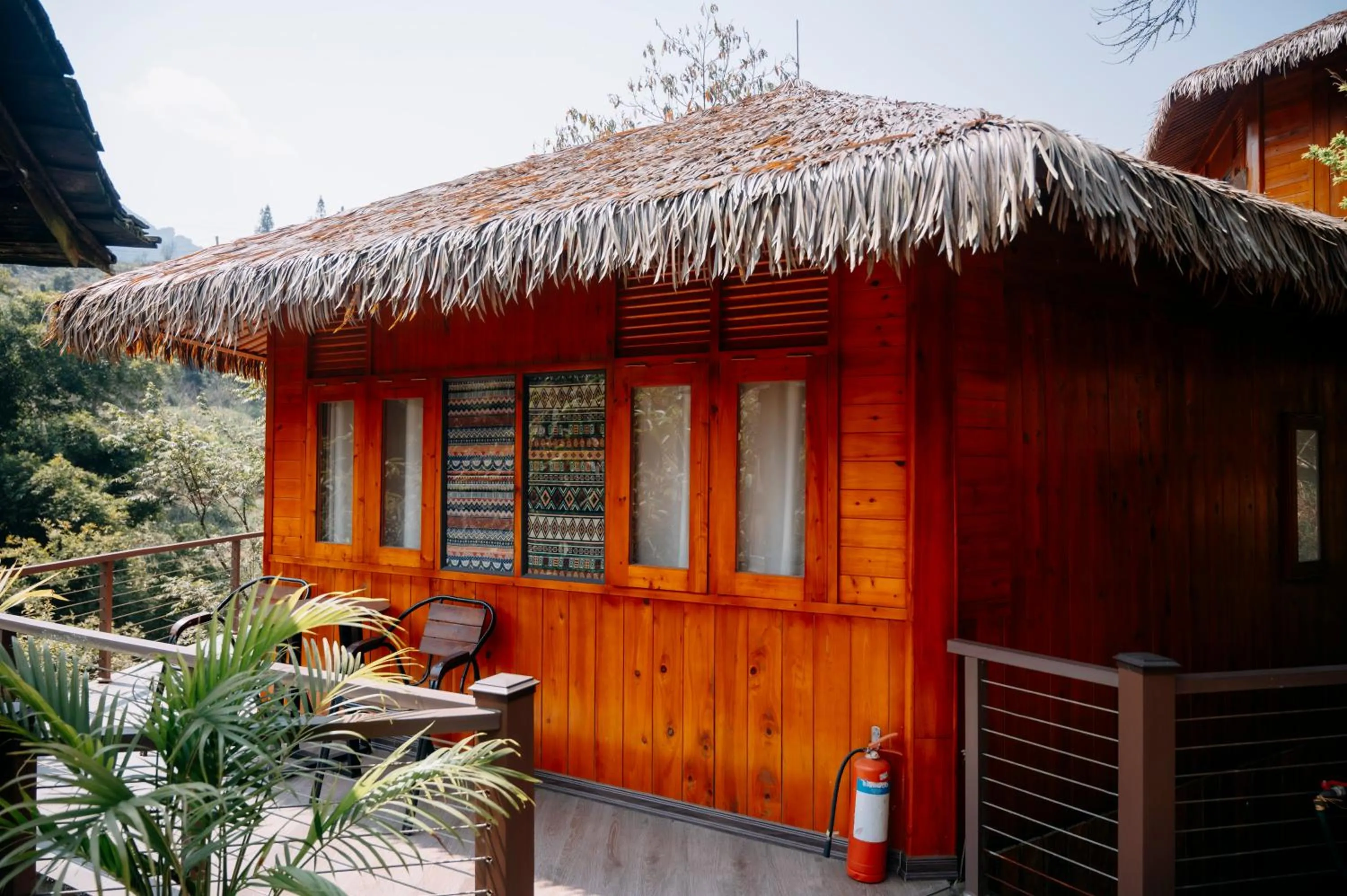 Sinai Bungalow & Hotel SaPa