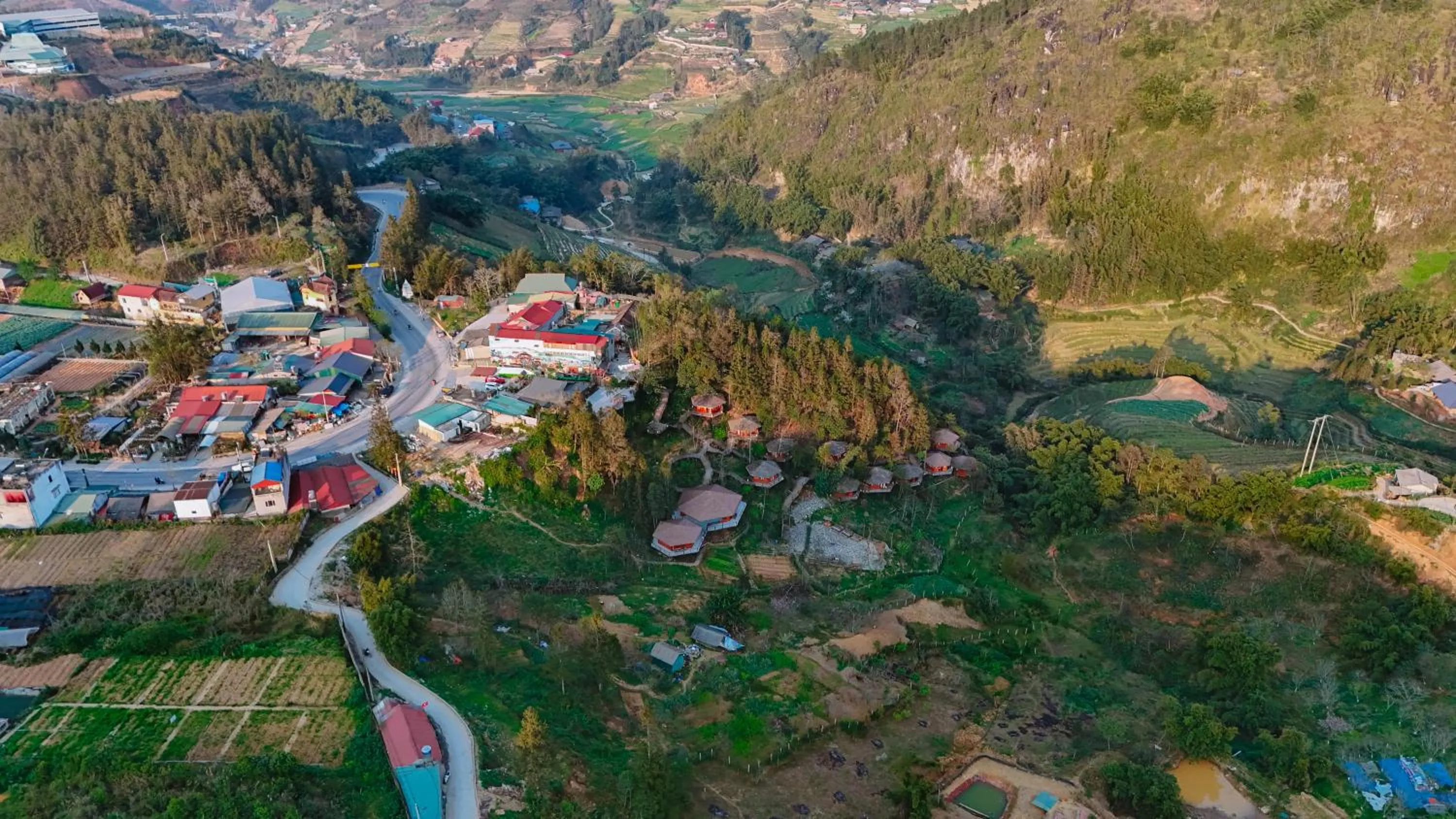 Sinai Bungalow & Hotel SaPa