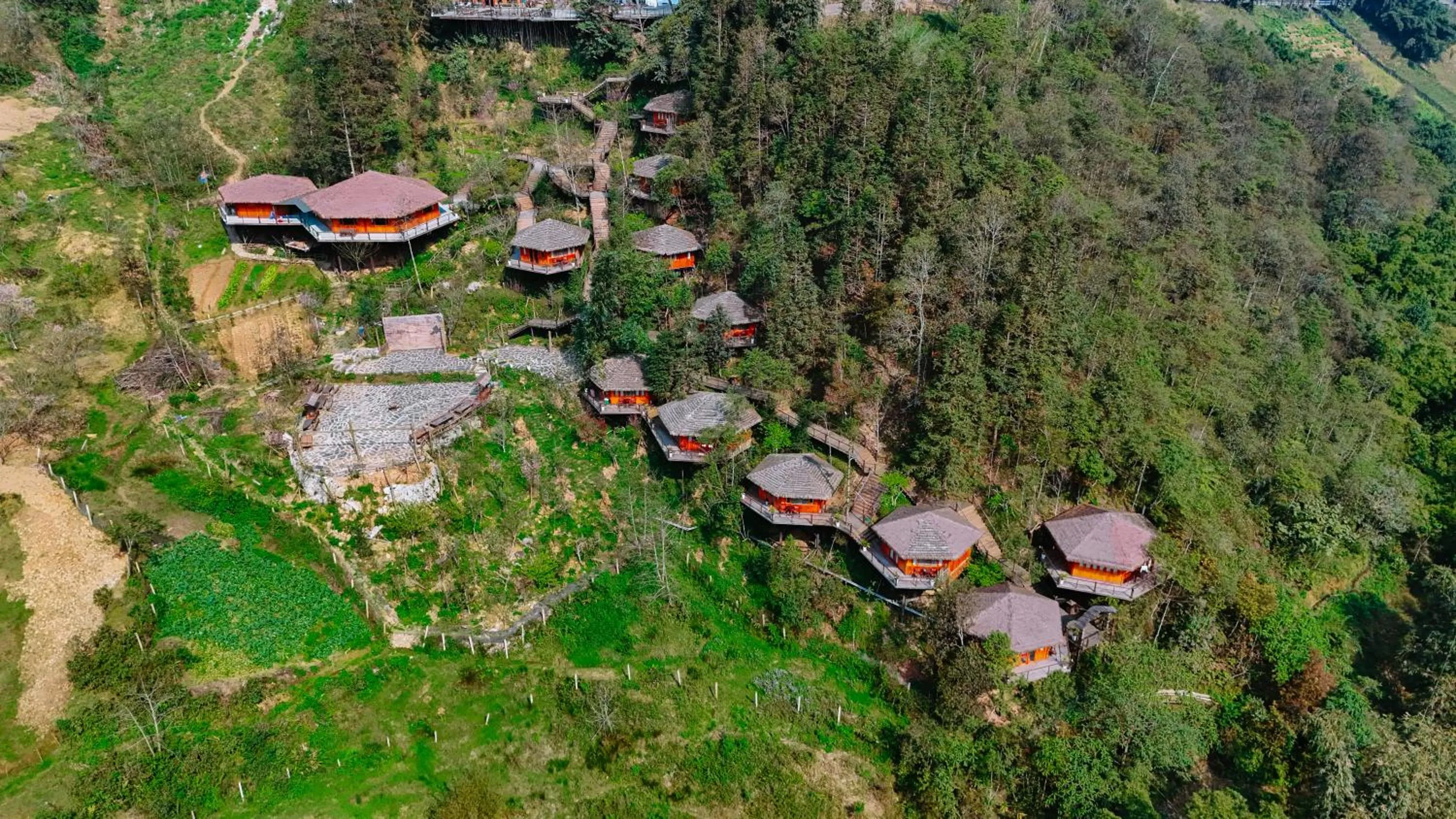 Sinai Bungalow & Hotel SaPa