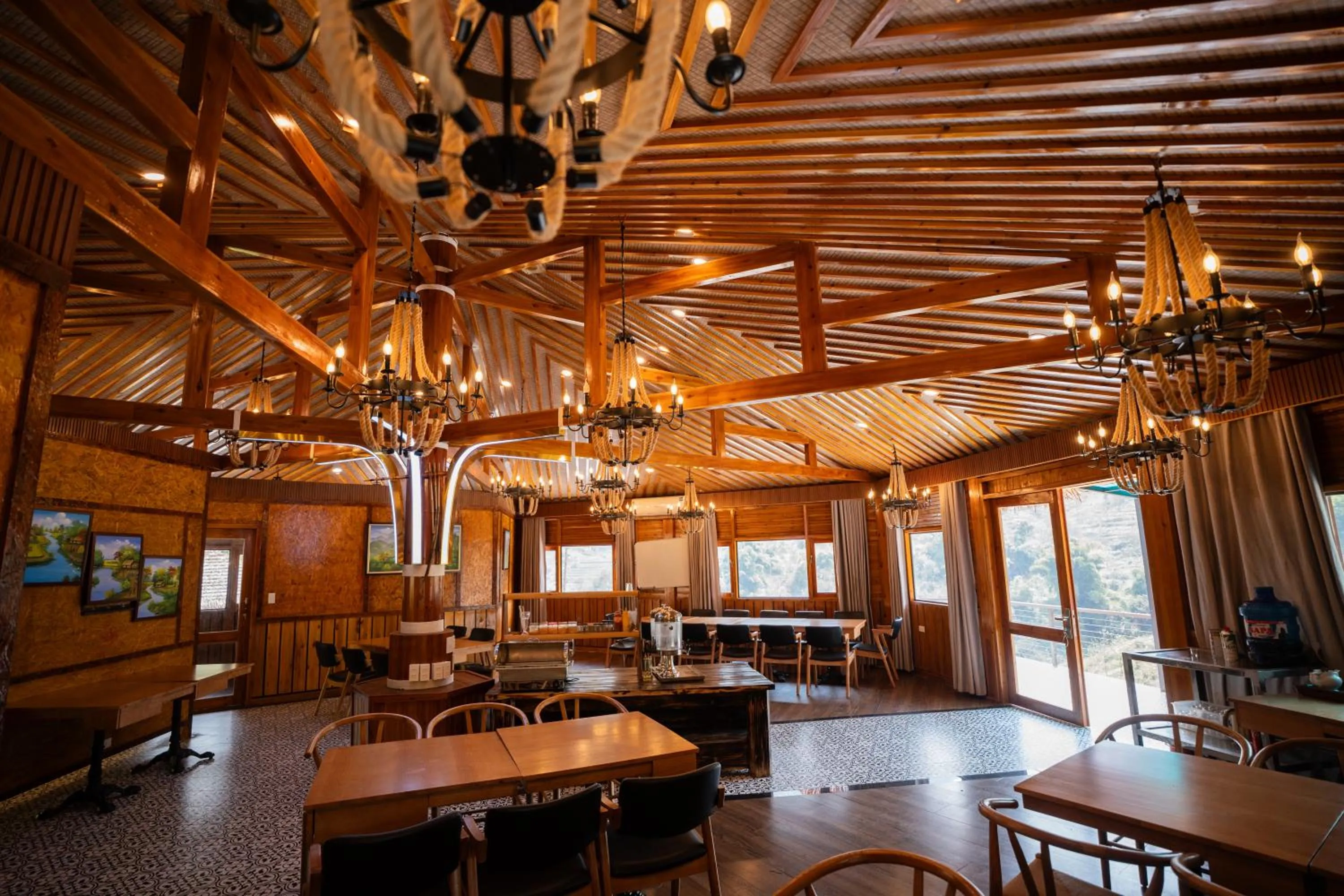 Sinai Bungalow & Hotel SaPa