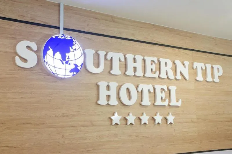 Property logo or sign in Southern Tip Hotel - City & 100m walk to McDonald's & FREE DOBI