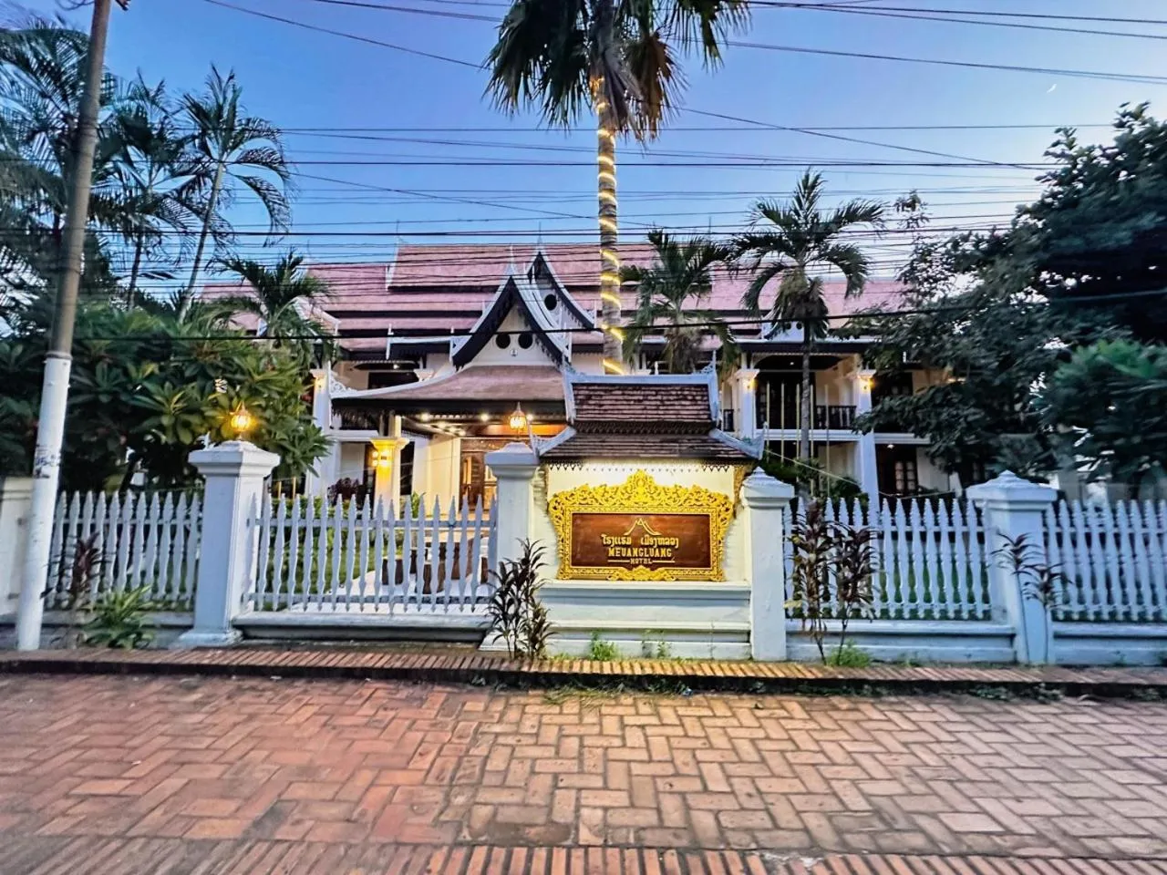 Property building in Meuangluang Hotel