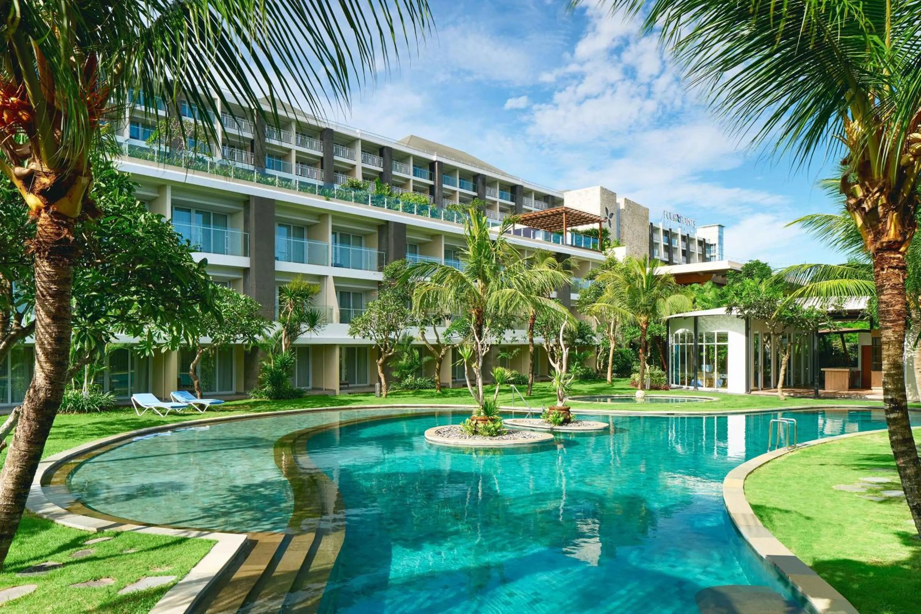 Swimming pool in Four Points by Sheraton Bali, Ungasan