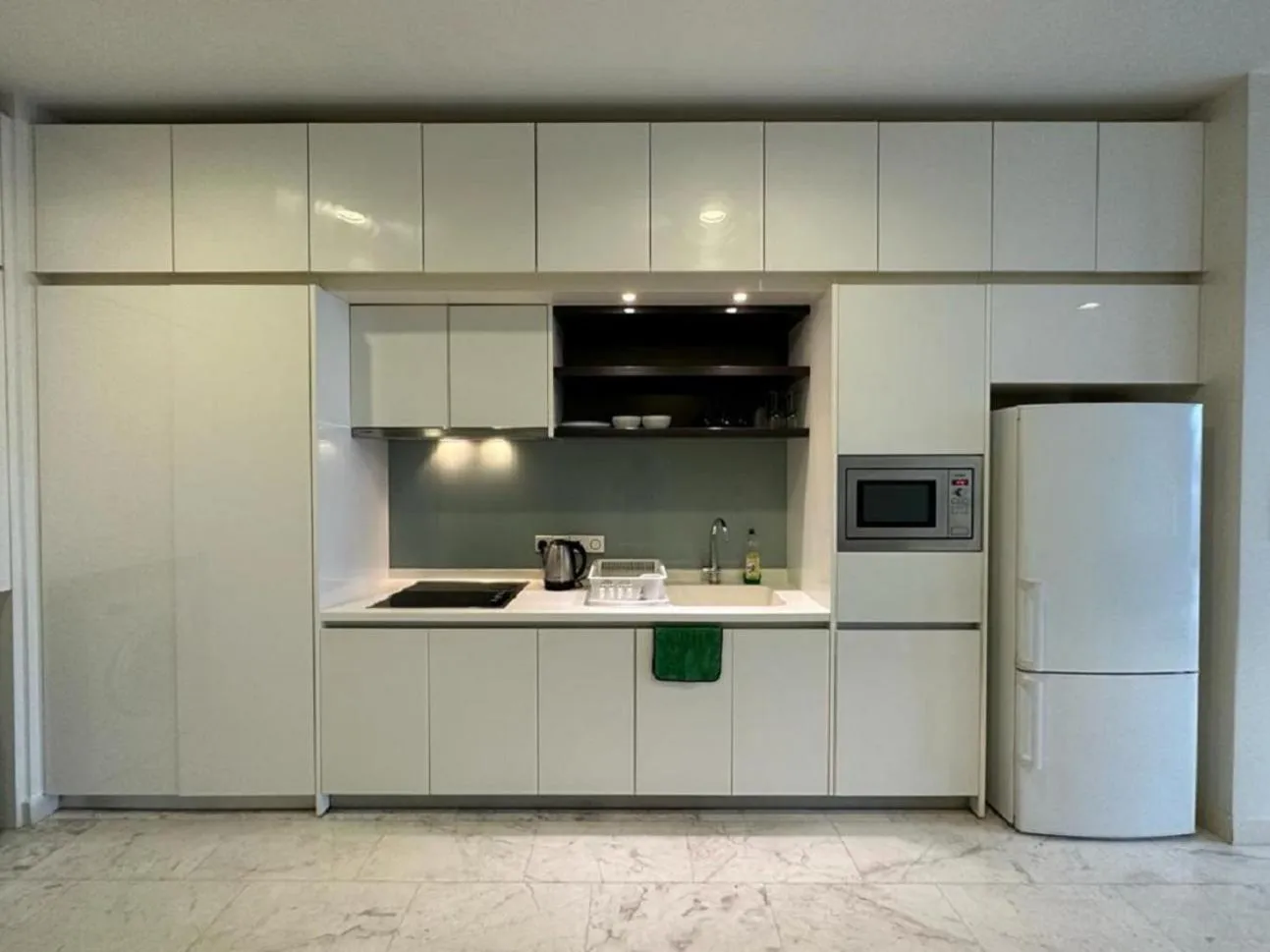 Kitchen or kitchenette, Kitchen/Kitchenette in The Platinum KLCC Luxury Suite