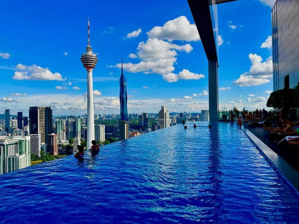 Swimming Pool in The Platinum KLCC Luxury Suite