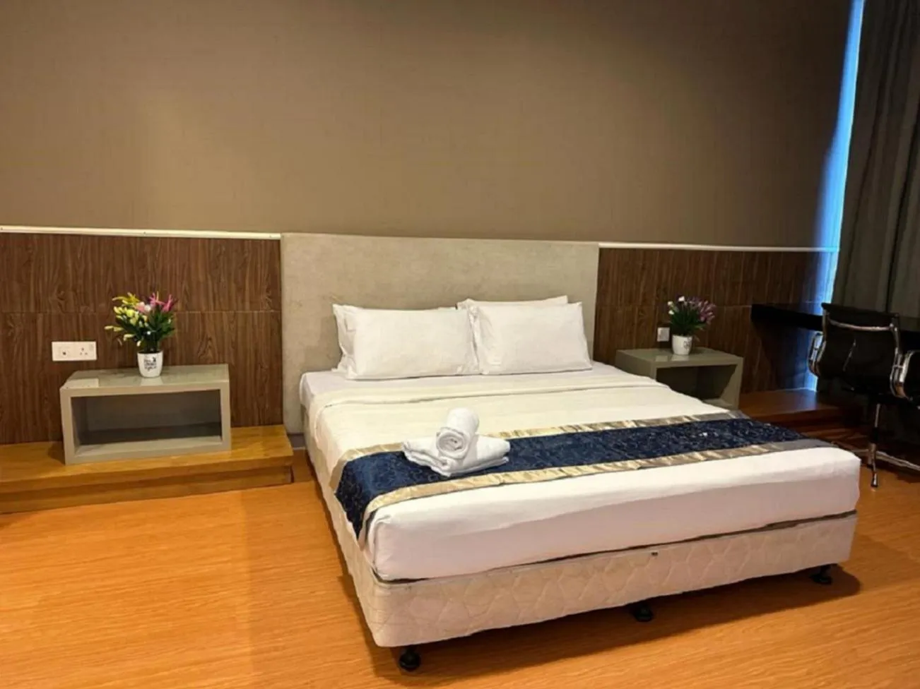 Bed in The Platinum KLCC Luxury Suite