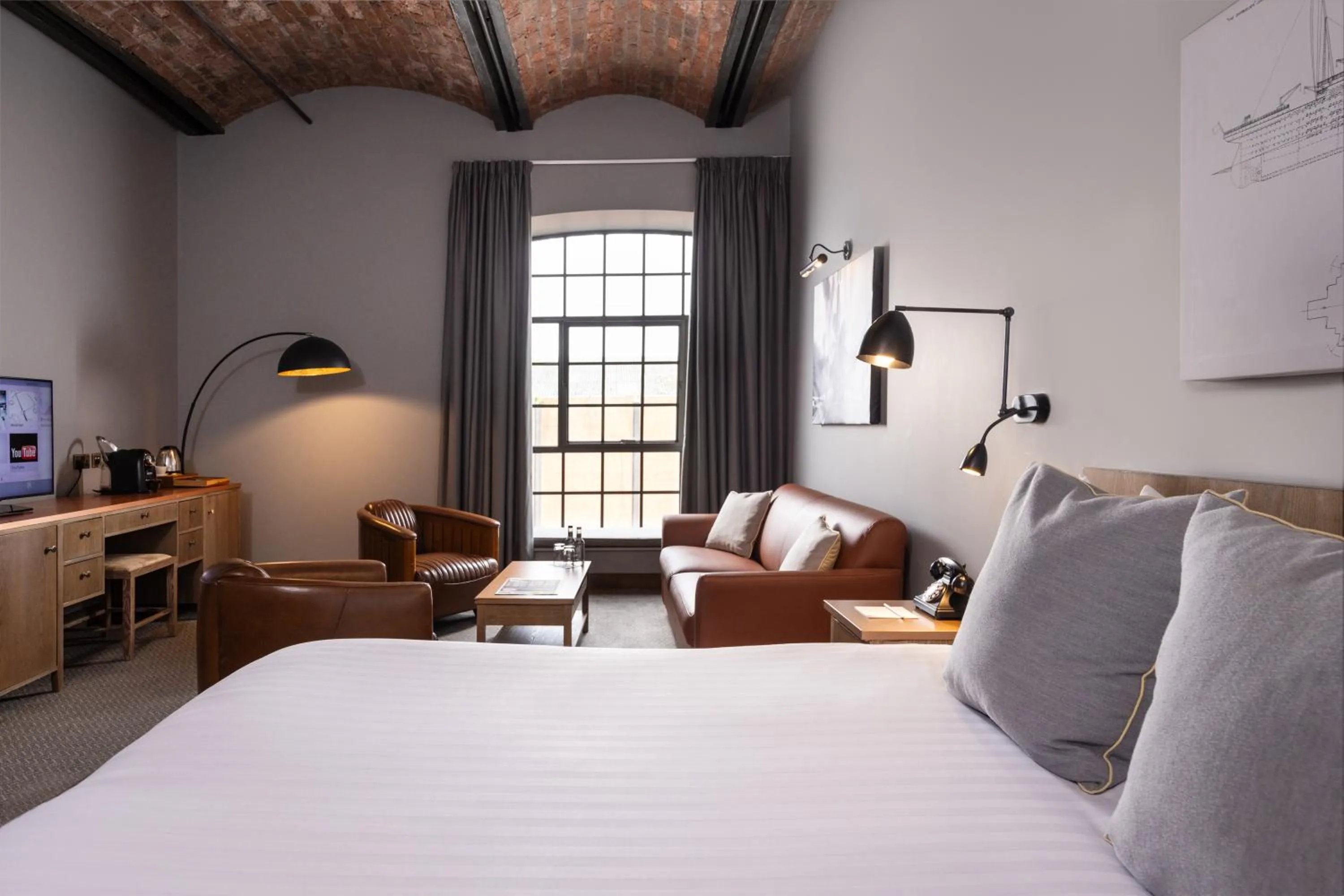 Bedroom, Bed in Titanic Hotel Liverpool