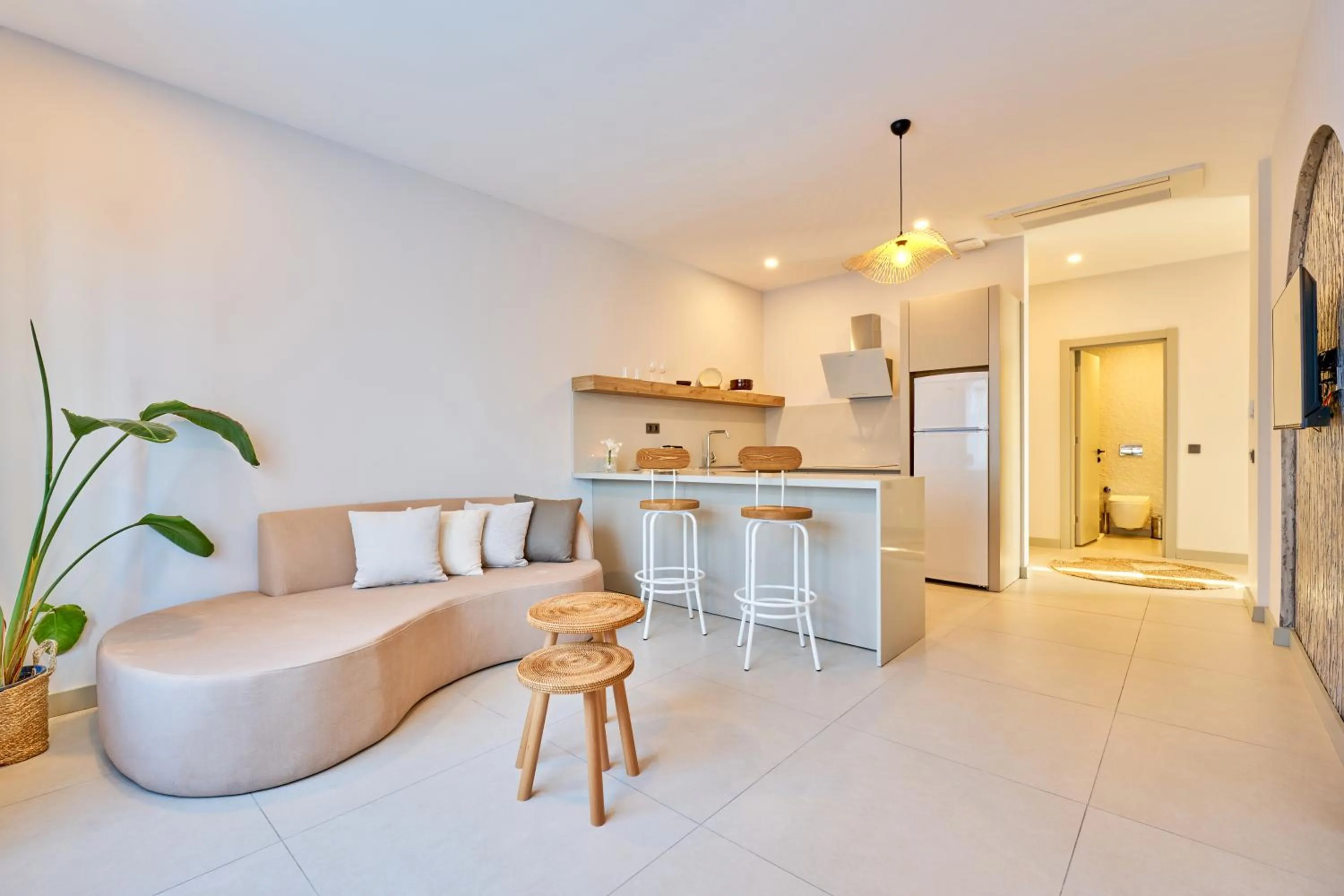 Kitchen or kitchenette in Lilium Boutique Hotel