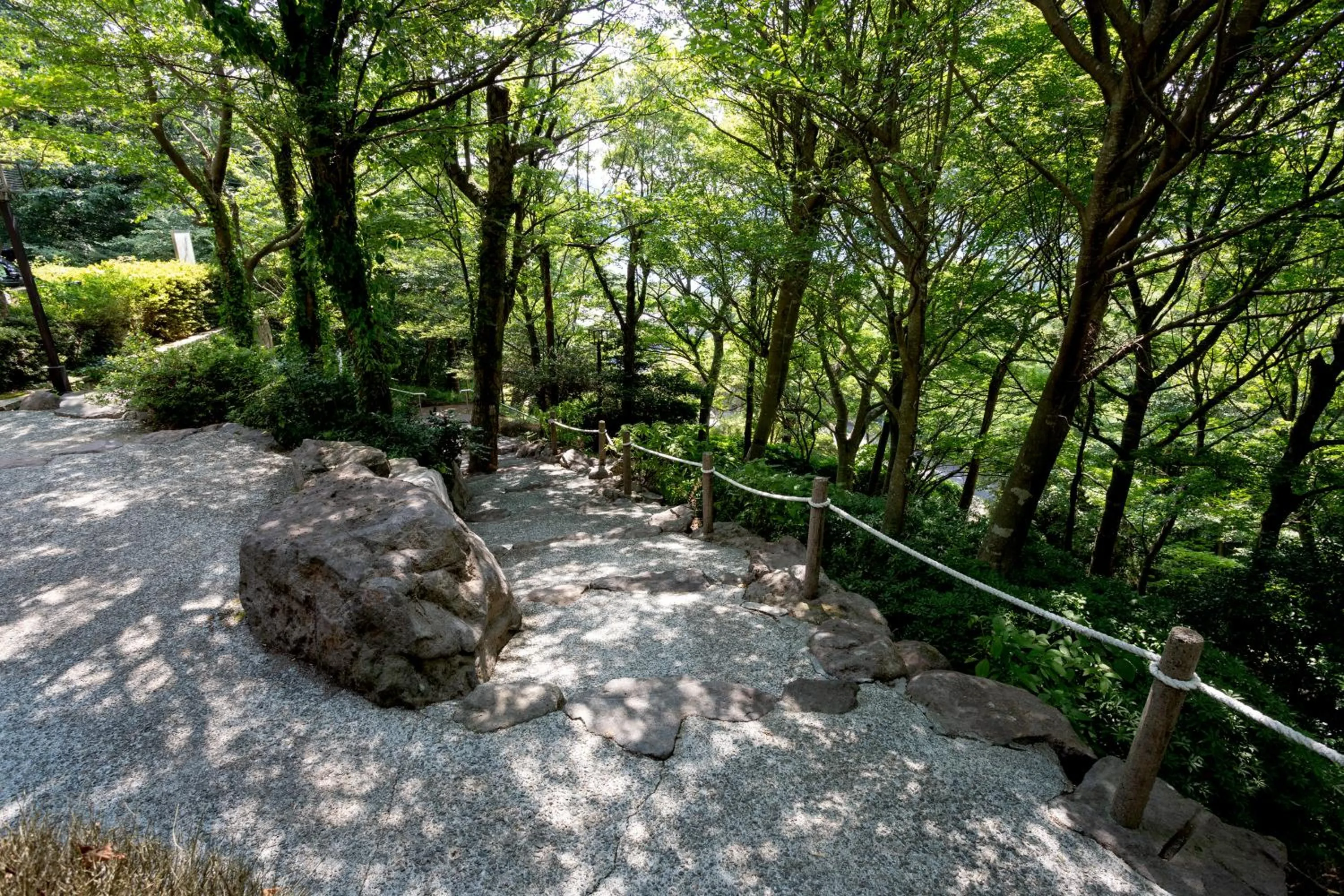Off site in Hakone Ashinoko Bikeikan 箱根芦ノ湖 美景館