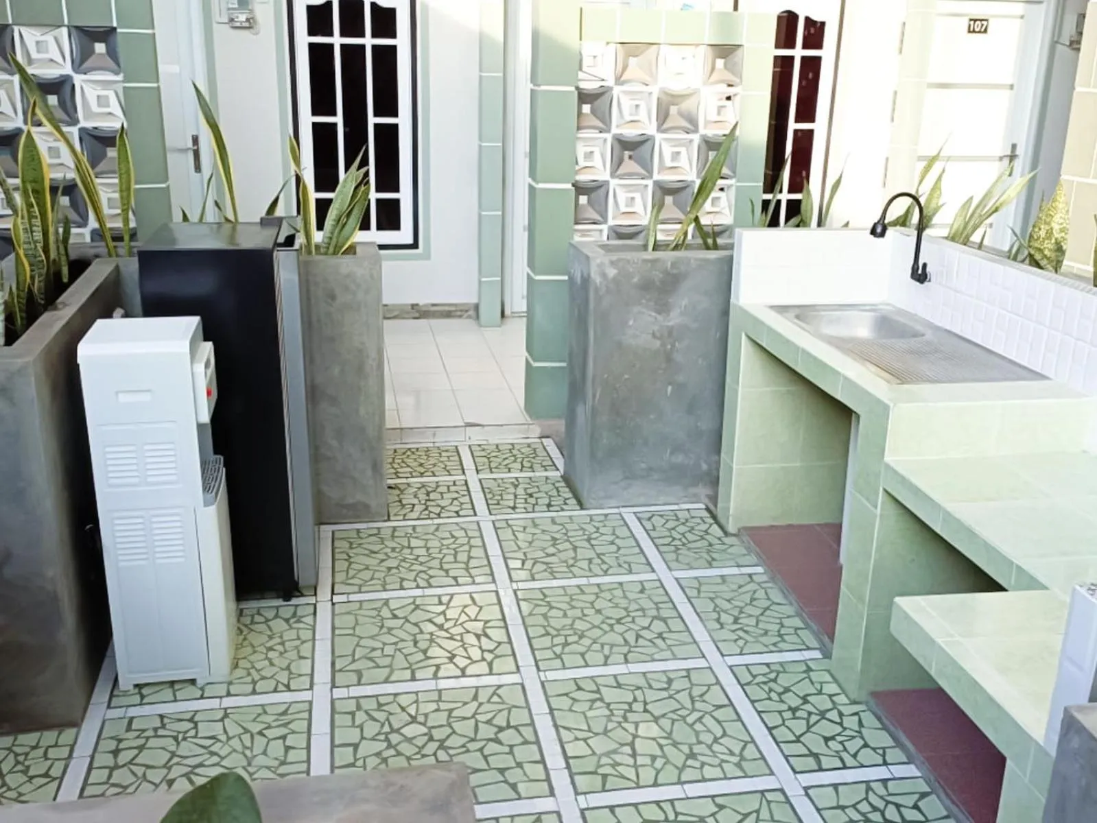 Kitchen or kitchenette in JN Kost Eksklusif Kost Purwokerto