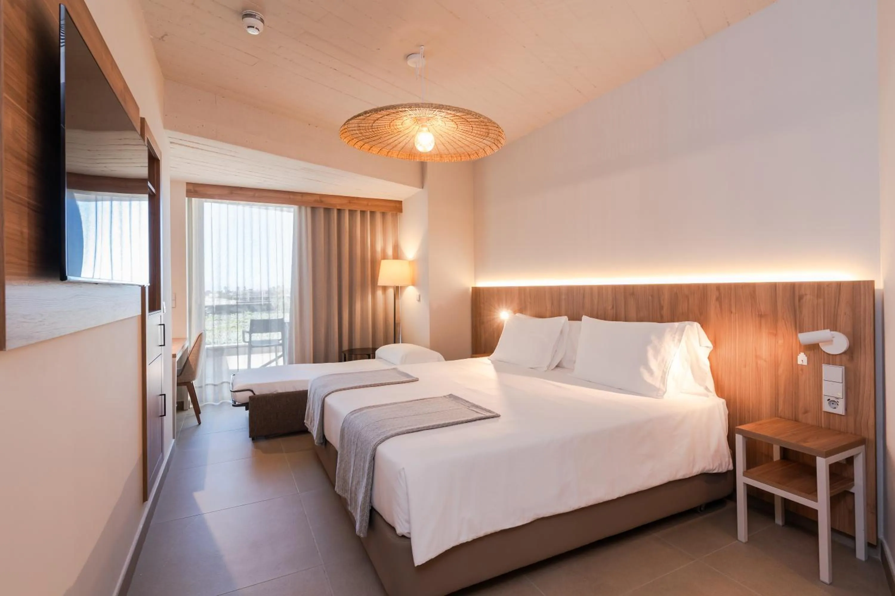 Photo of the whole room, Bed in BANCAL HOTEL and SPA