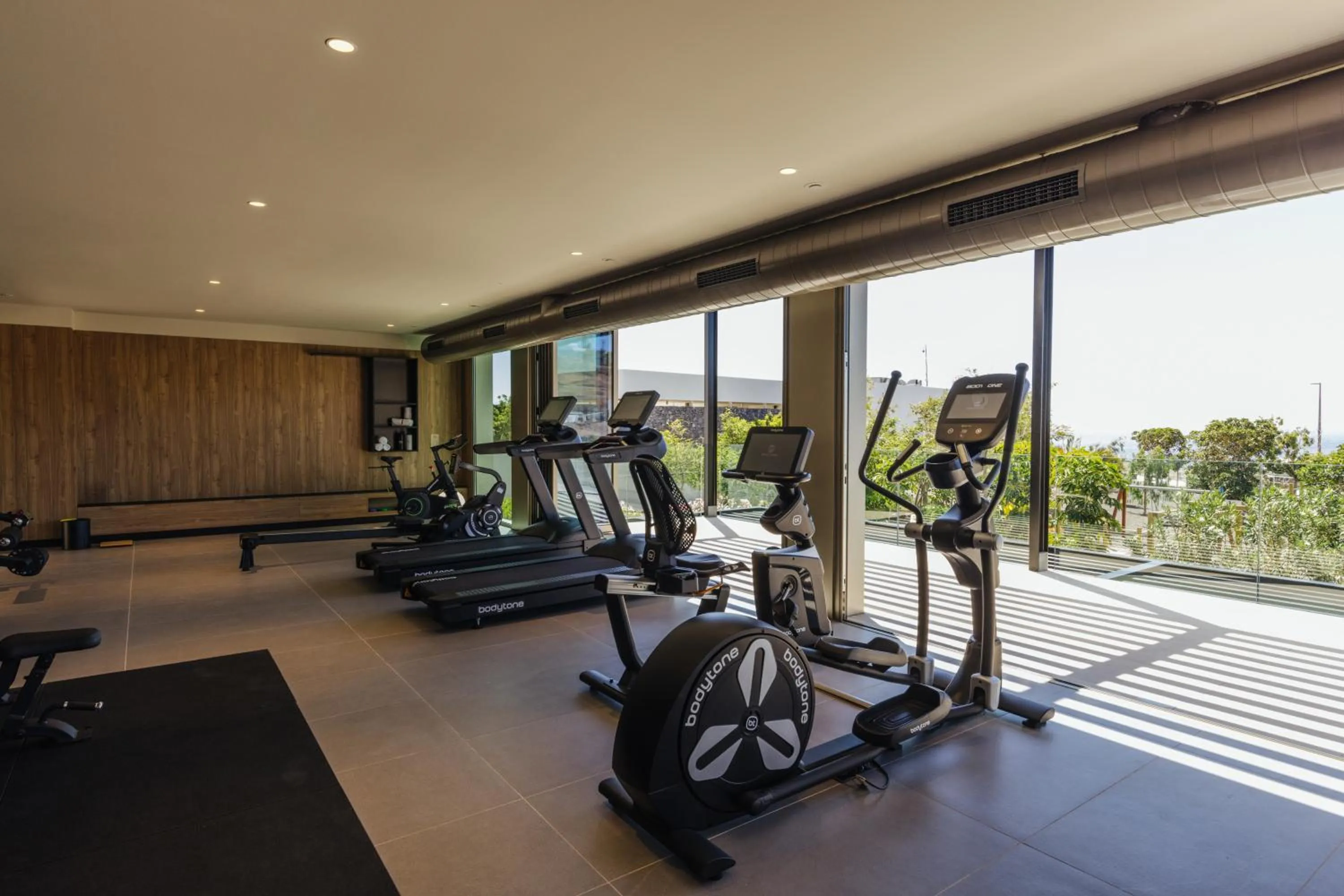 Fitness centre/facilities in BANCAL HOTEL and SPA