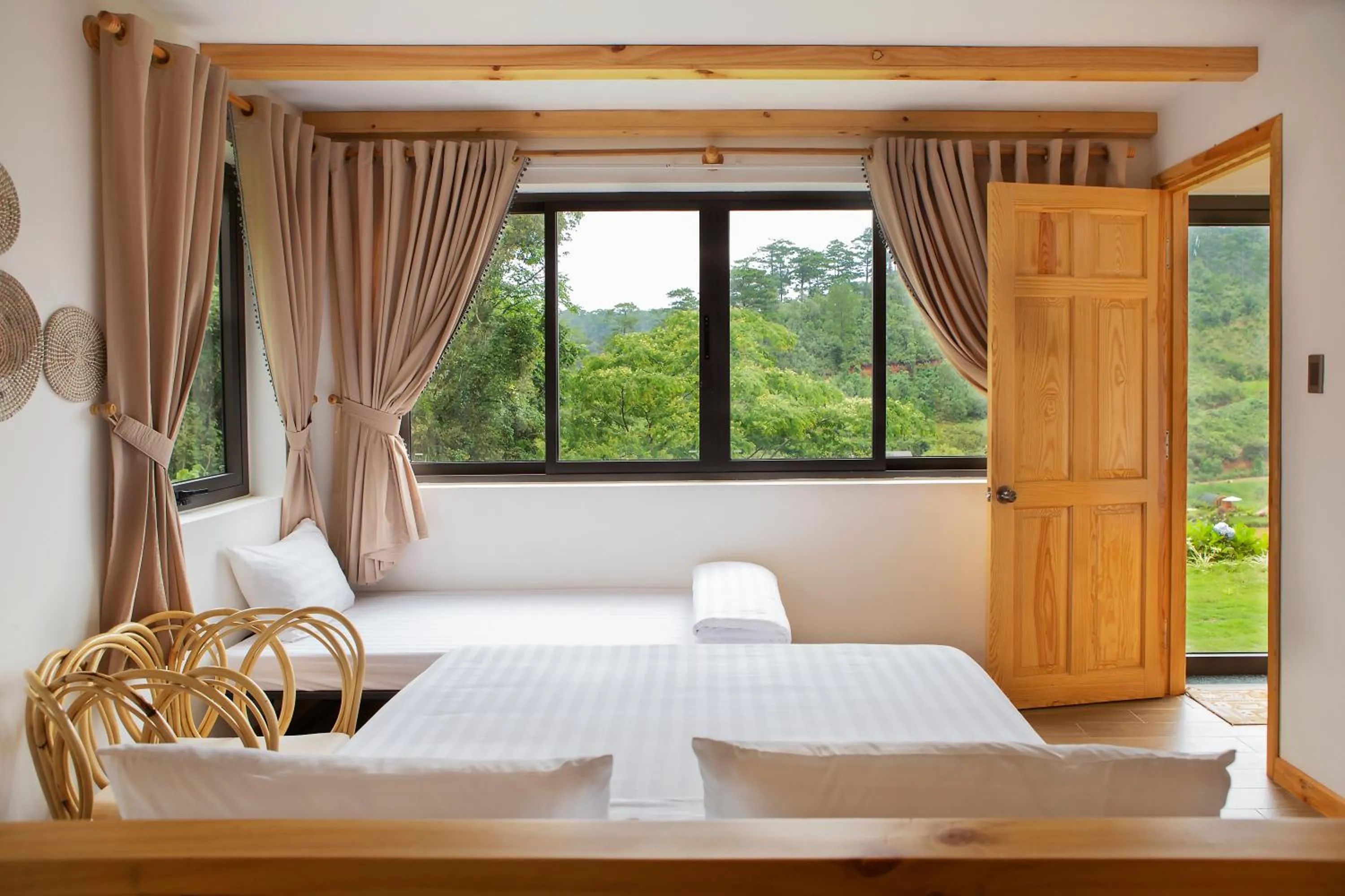 Bed in Lat Valley Retreat Village