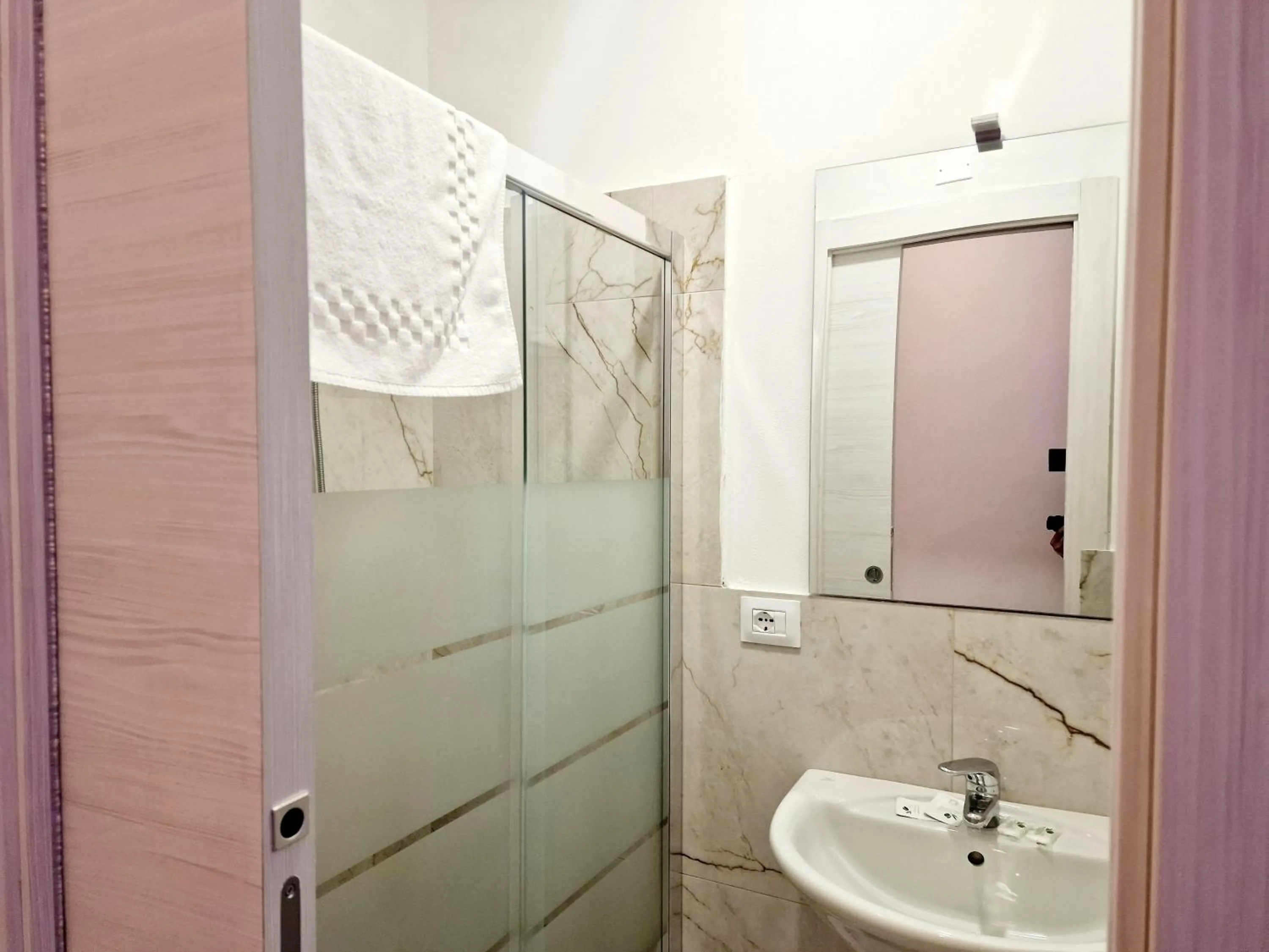 Bathroom in Hotel Firenze 2000