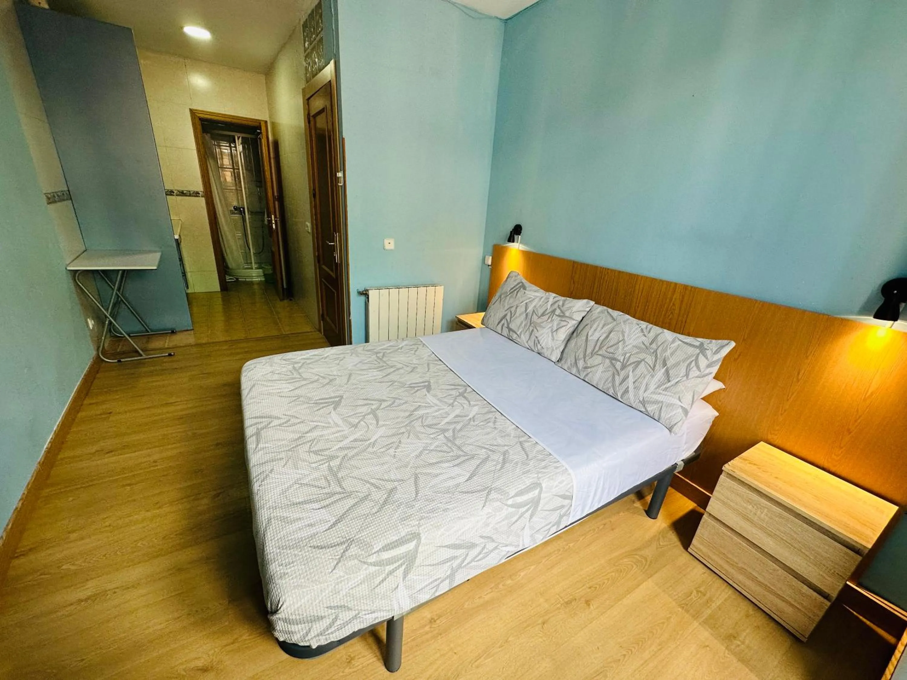 Photo of the whole room, Bed in CH Casillas