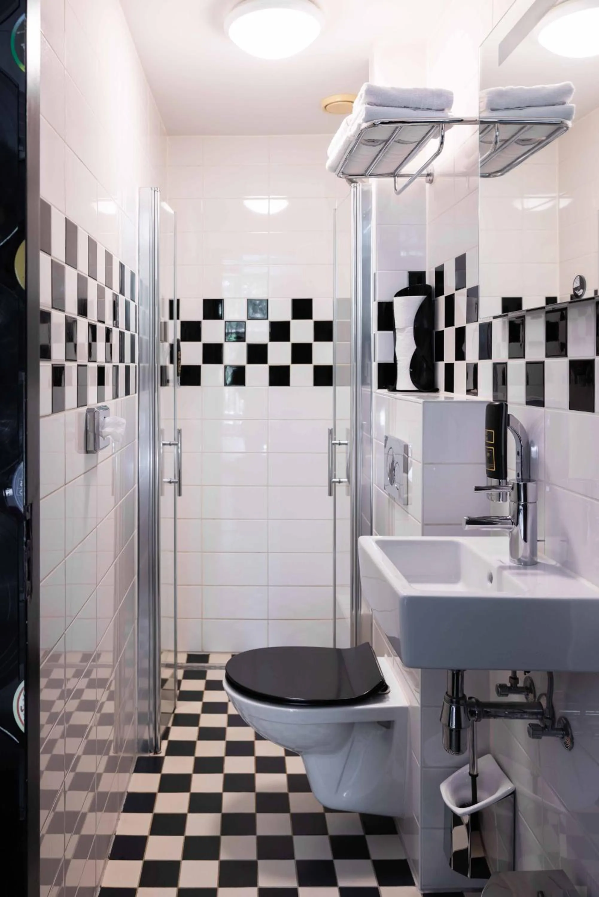 Bathroom in Backstage Hotel Amsterdam