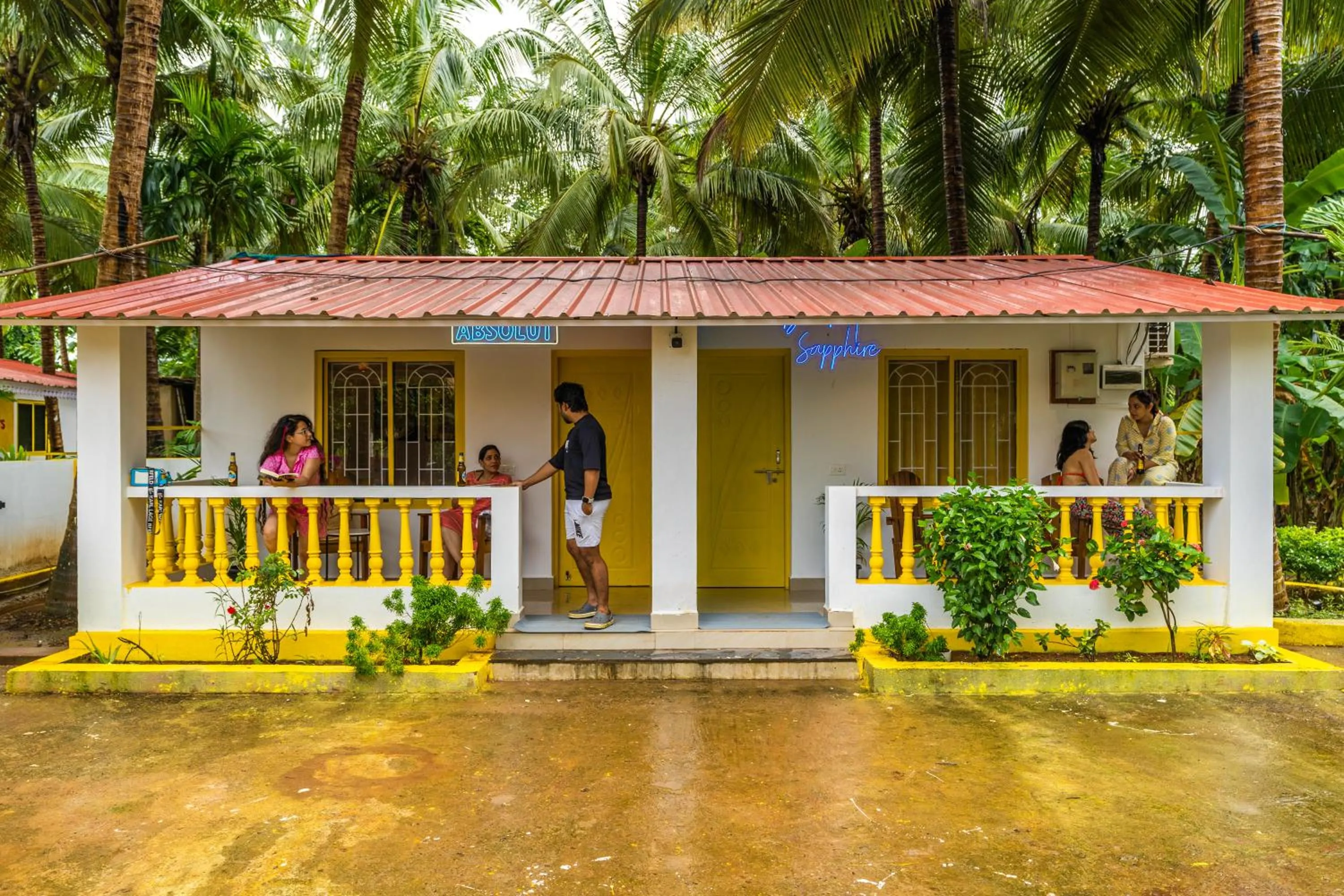 Property building in Whoopers Party Hostel, Palolem