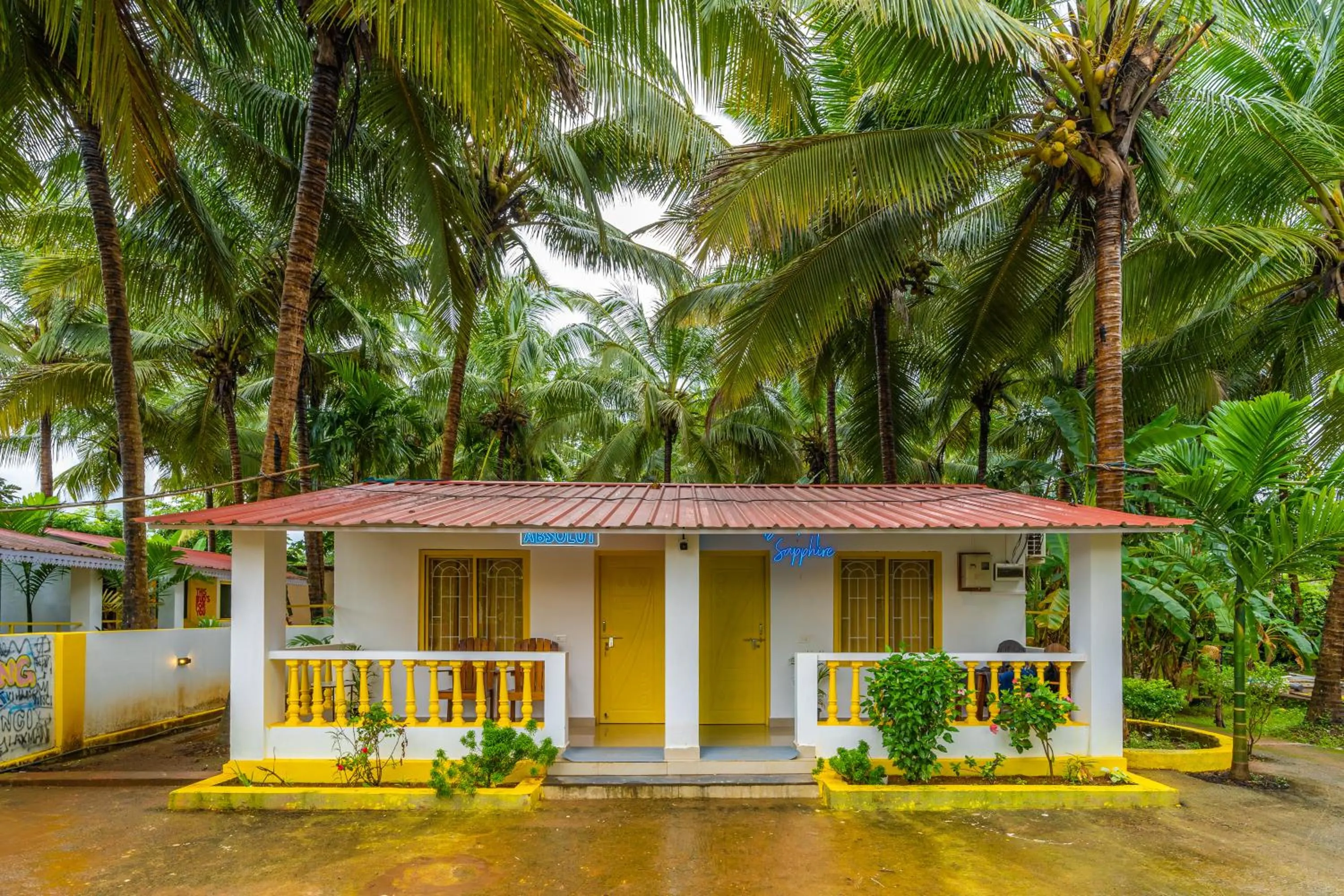 Whoopers Party Hostel, Palolem
