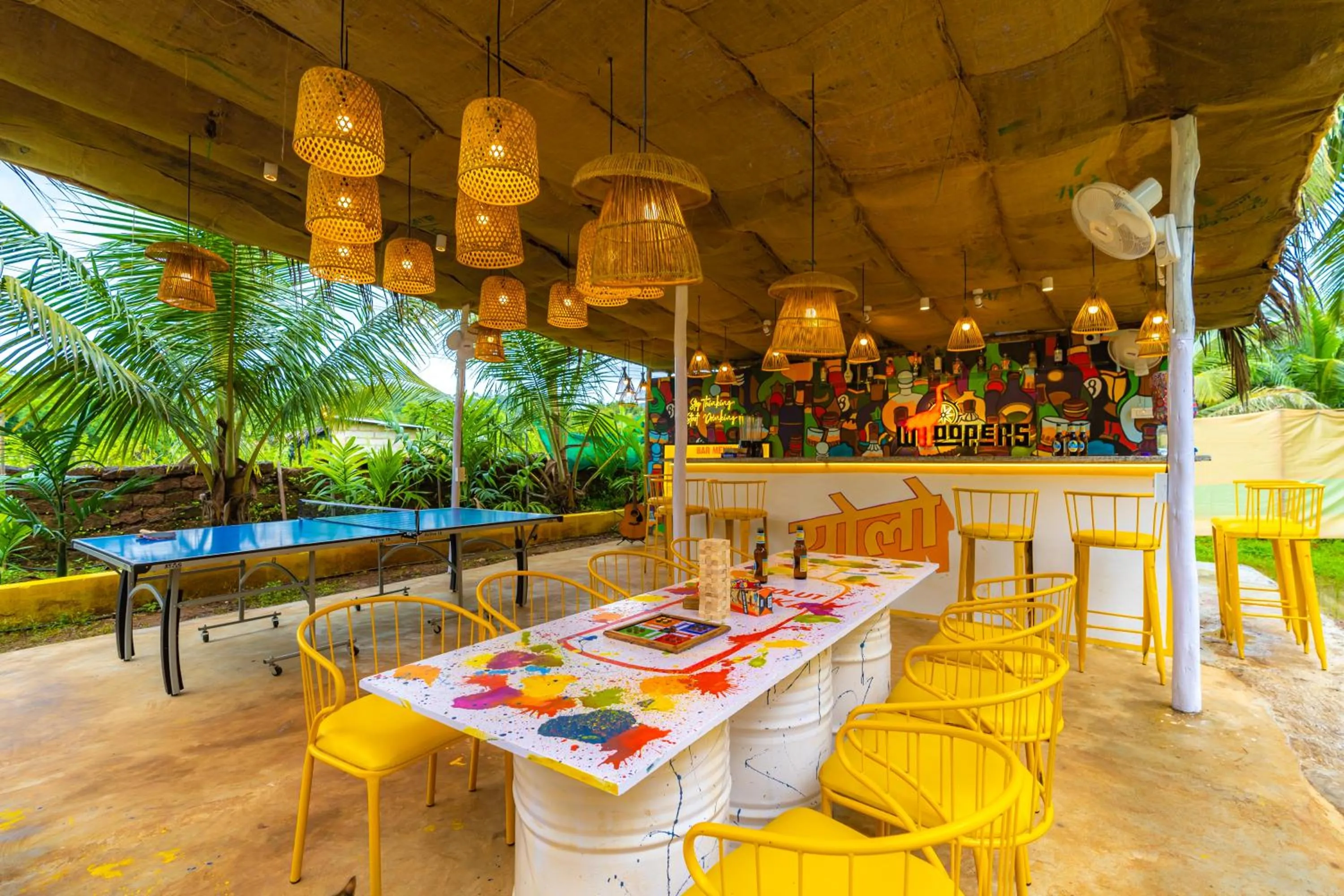 Restaurant/places to eat in Whoopers Party Hostel, Palolem