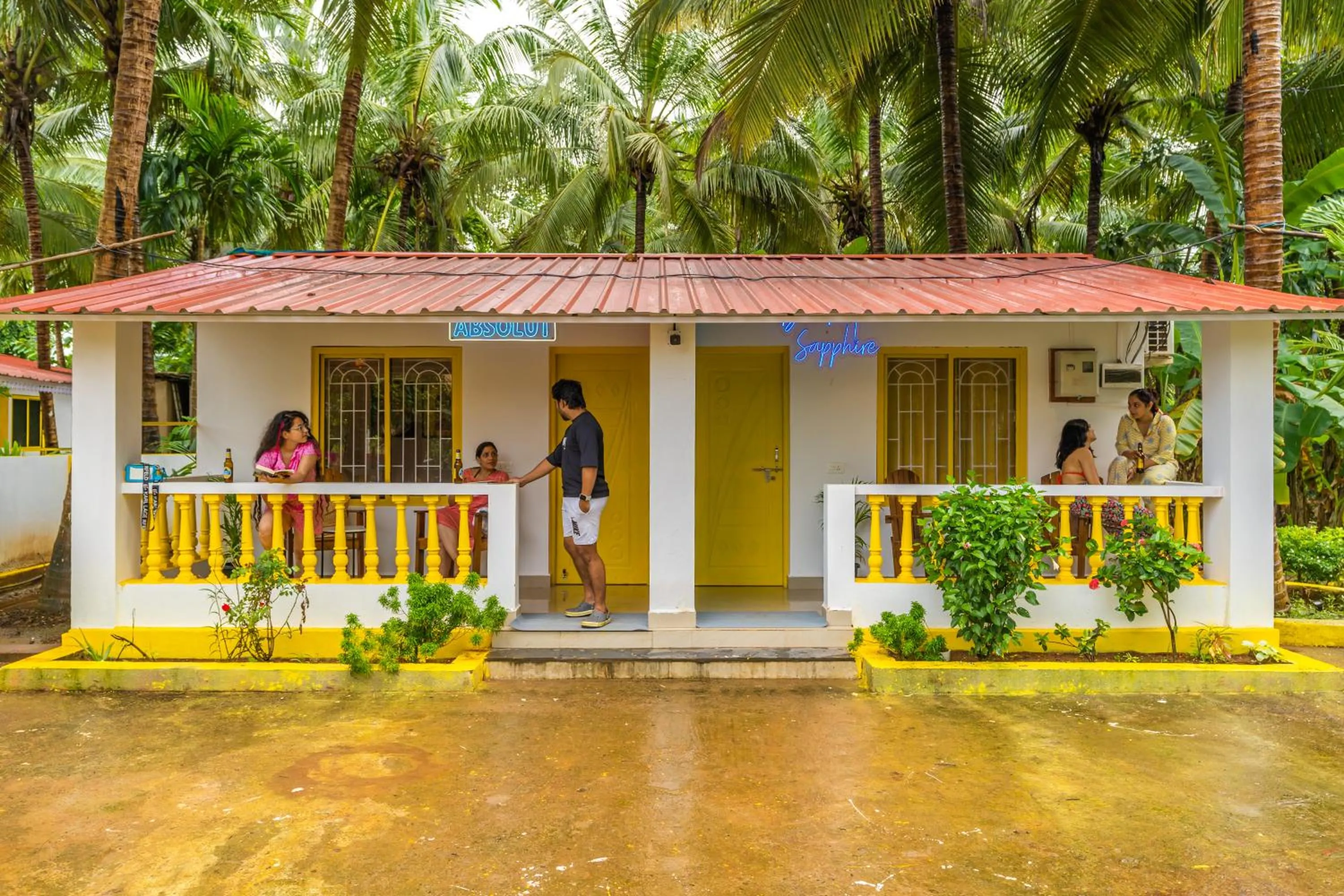 Whoopers Party Hostel, Palolem