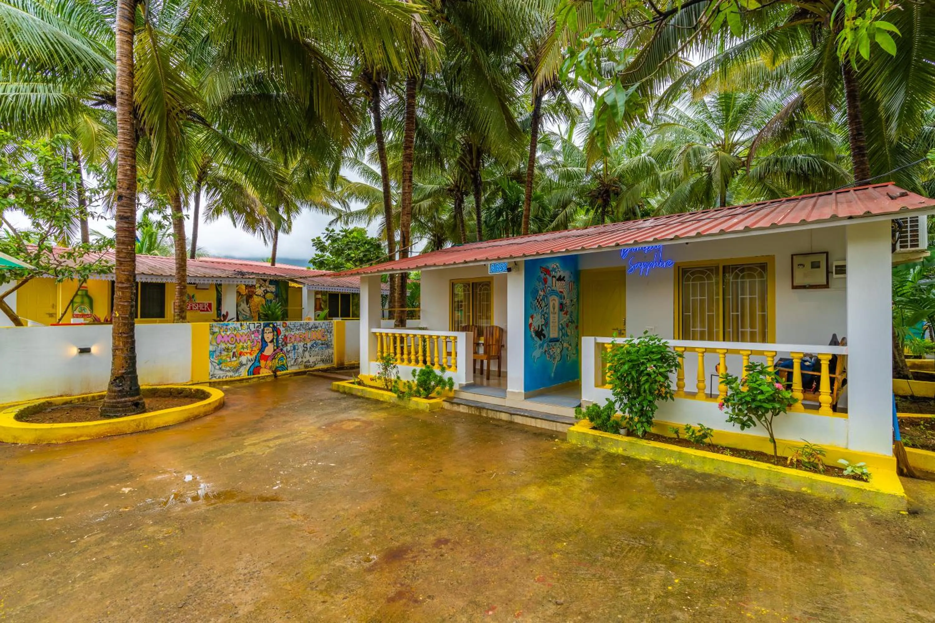 Whoopers Party Hostel, Palolem