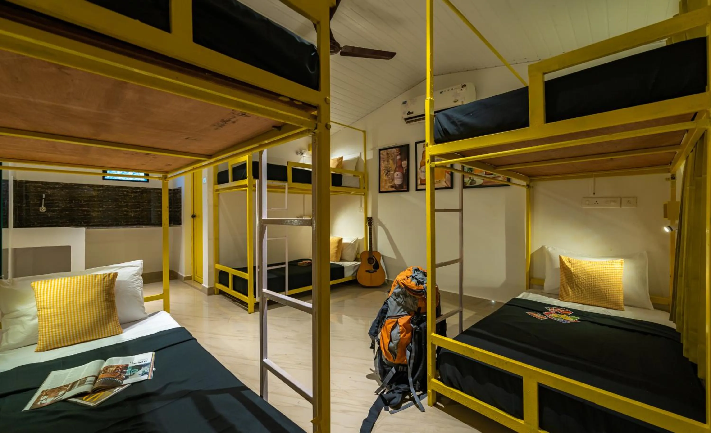 Bed in Whoopers Party Hostel, Palolem