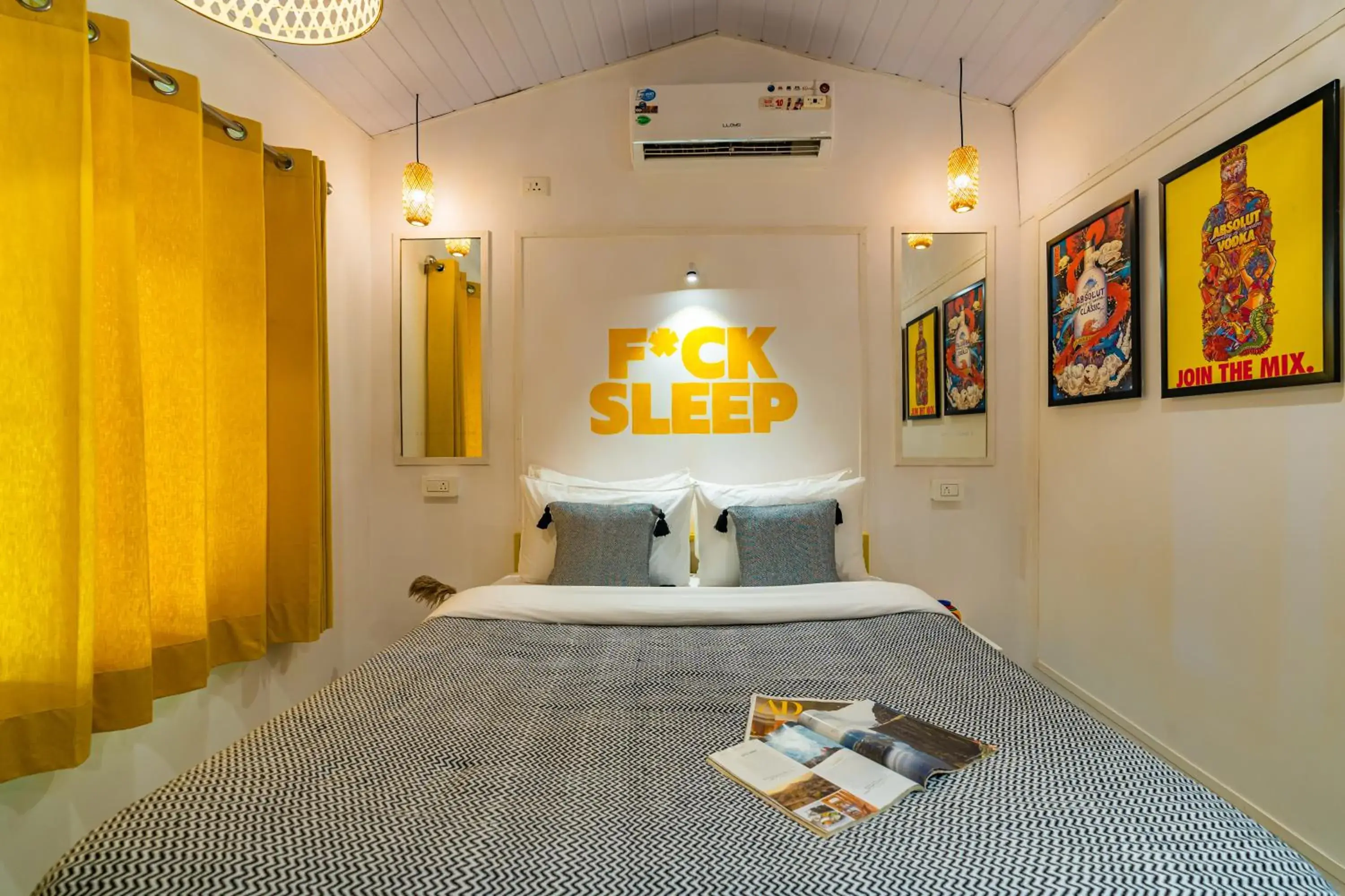 Double Room with Garden View in Whoopers Party Hostel, Palolem Double Room with Garden View in Whoopers Party Hostel, Palolem