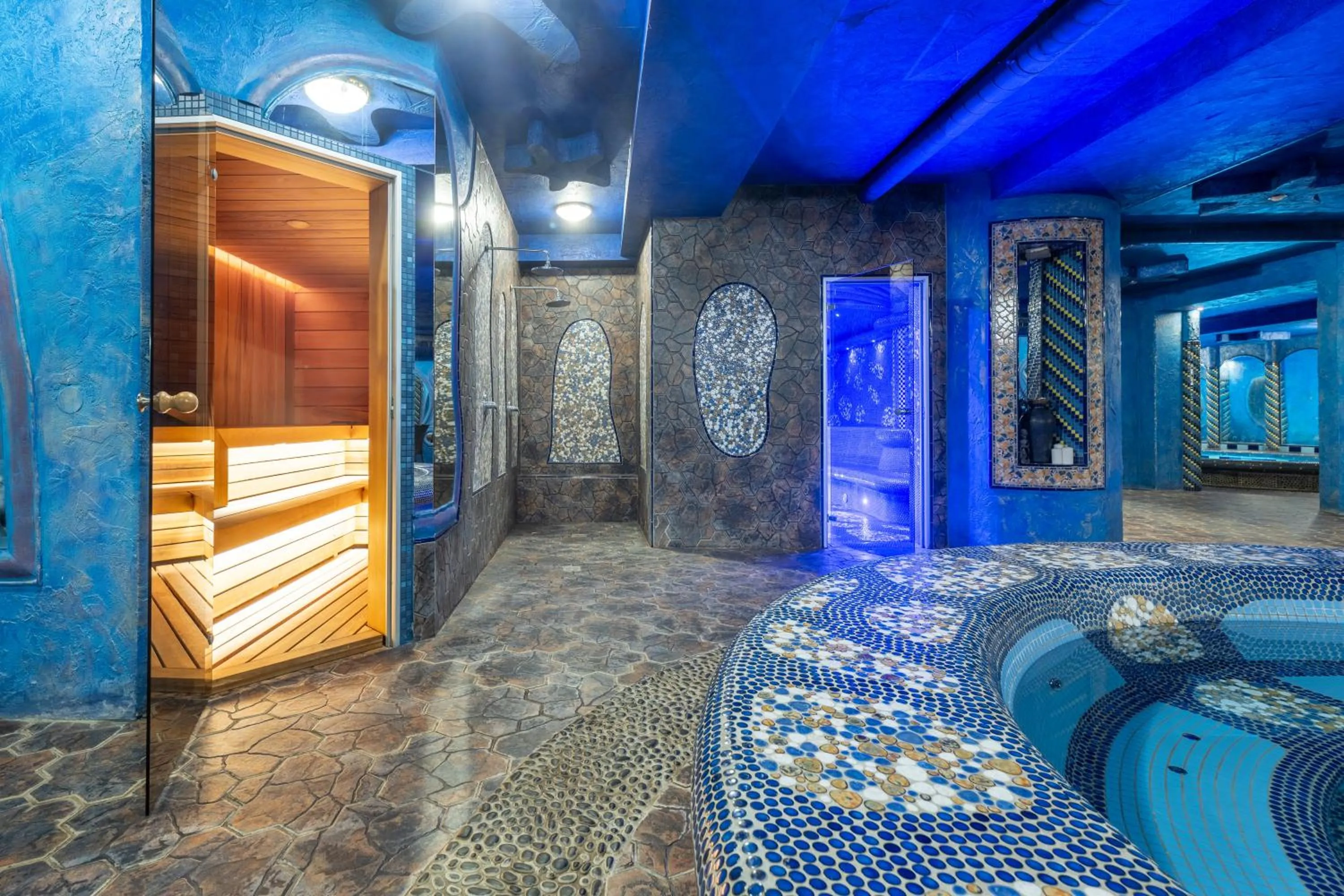 Hot Tub in Nemuno Slėnis