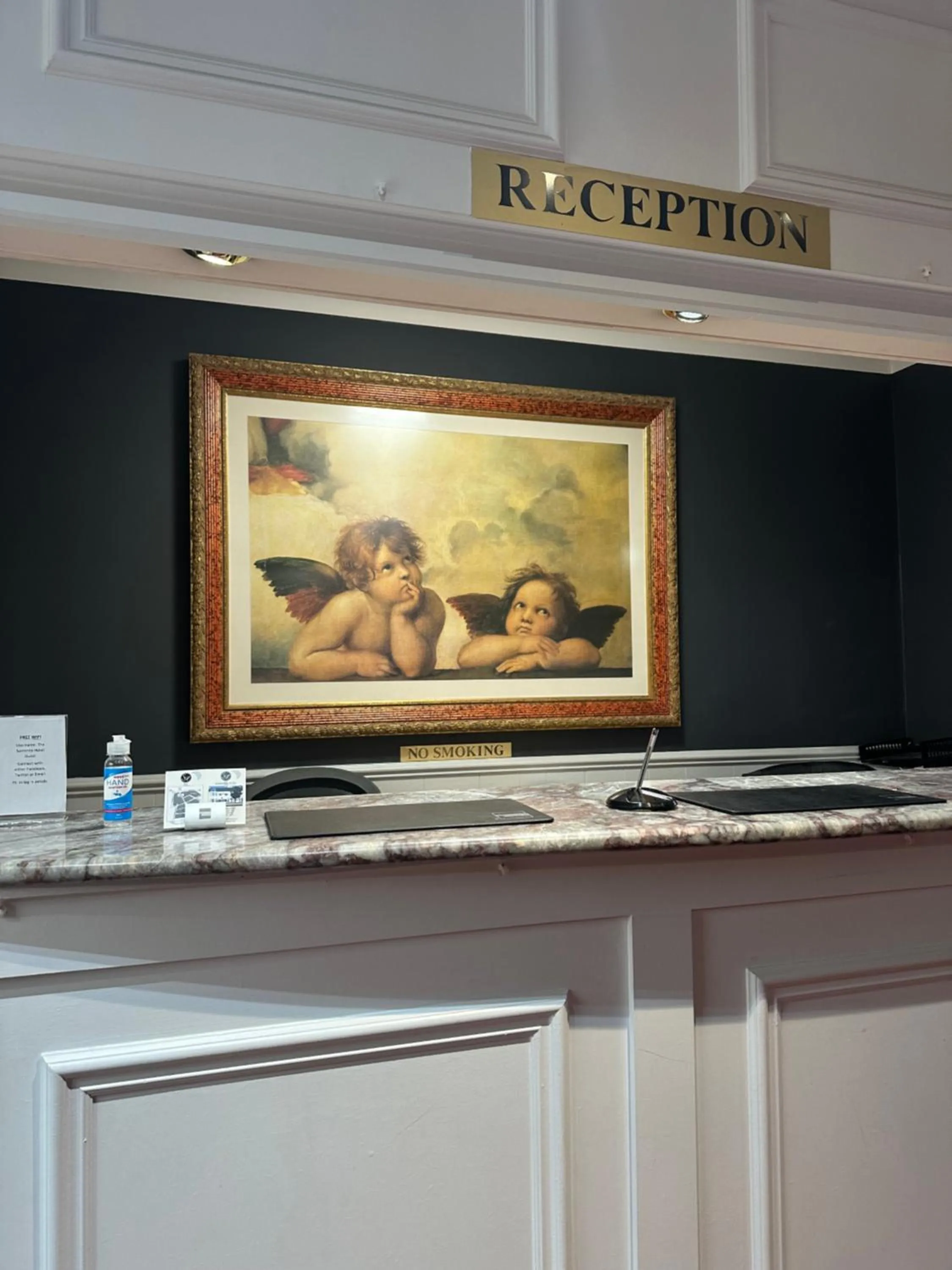 Lobby or reception in Sorrento Hotel & Restaurant