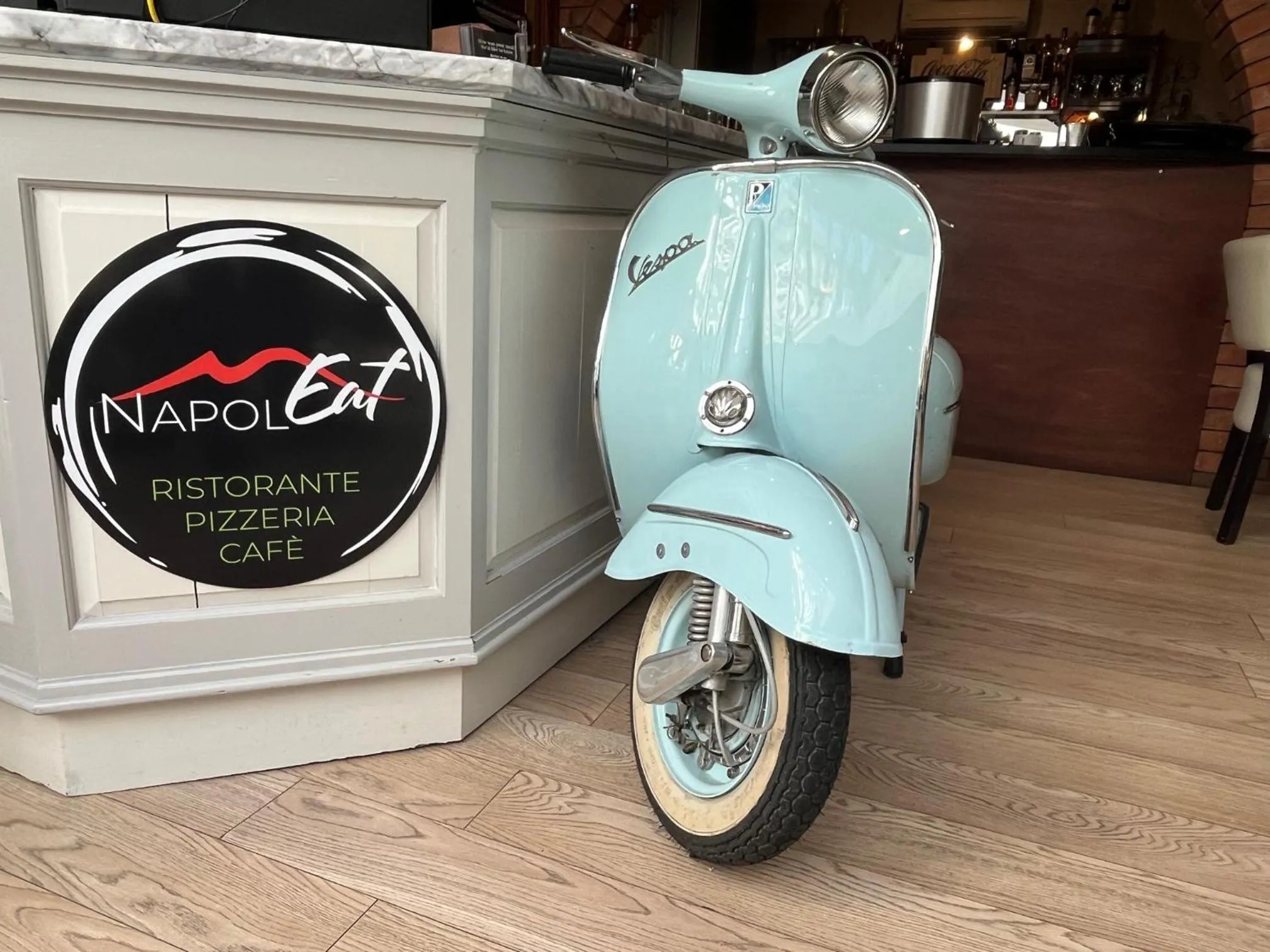 Restaurant/places to eat in Sorrento Hotel & Restaurant