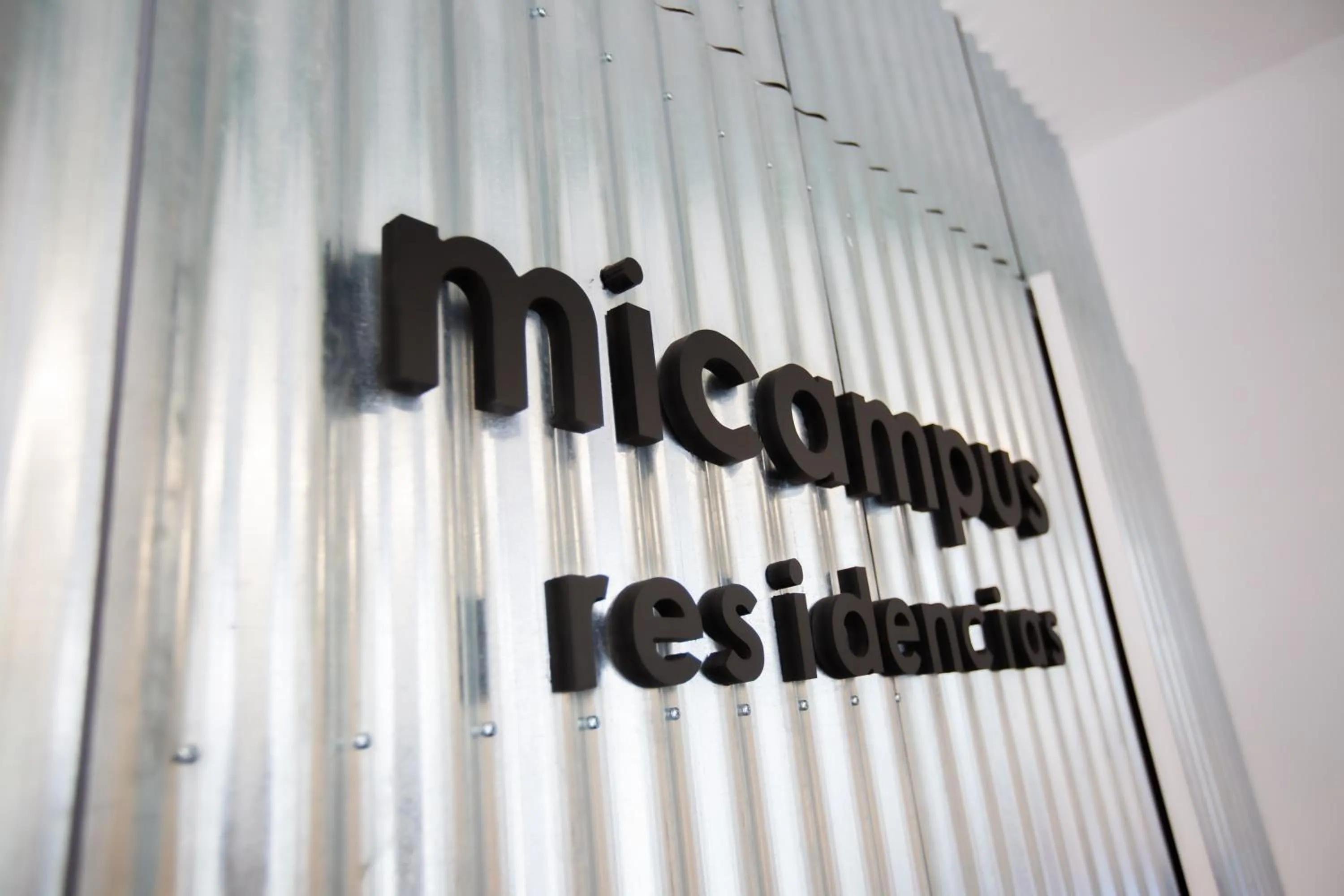 Logo/Certificate/Sign in Micampus Burjassot Parque Student Residence