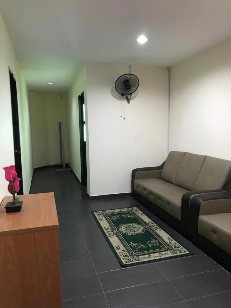 Semerah Suites Homestay