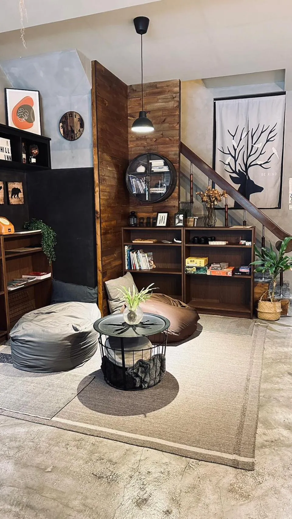 Decorative detail in 好趣旅店 How Chill Inn #風格設計民宿 #停車折抵 #可包棟