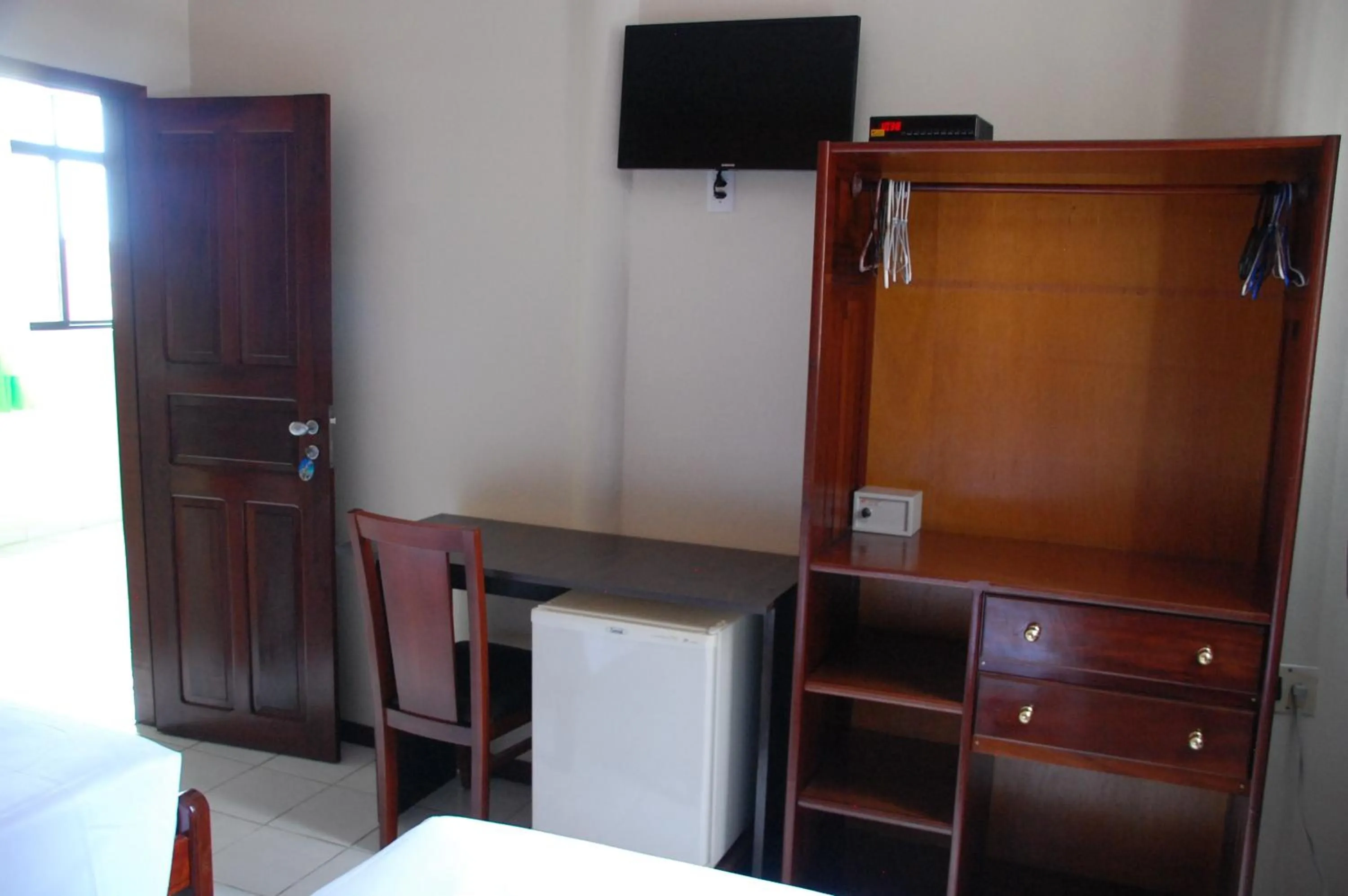 TV and multimedia in Netuno Beach Hotel