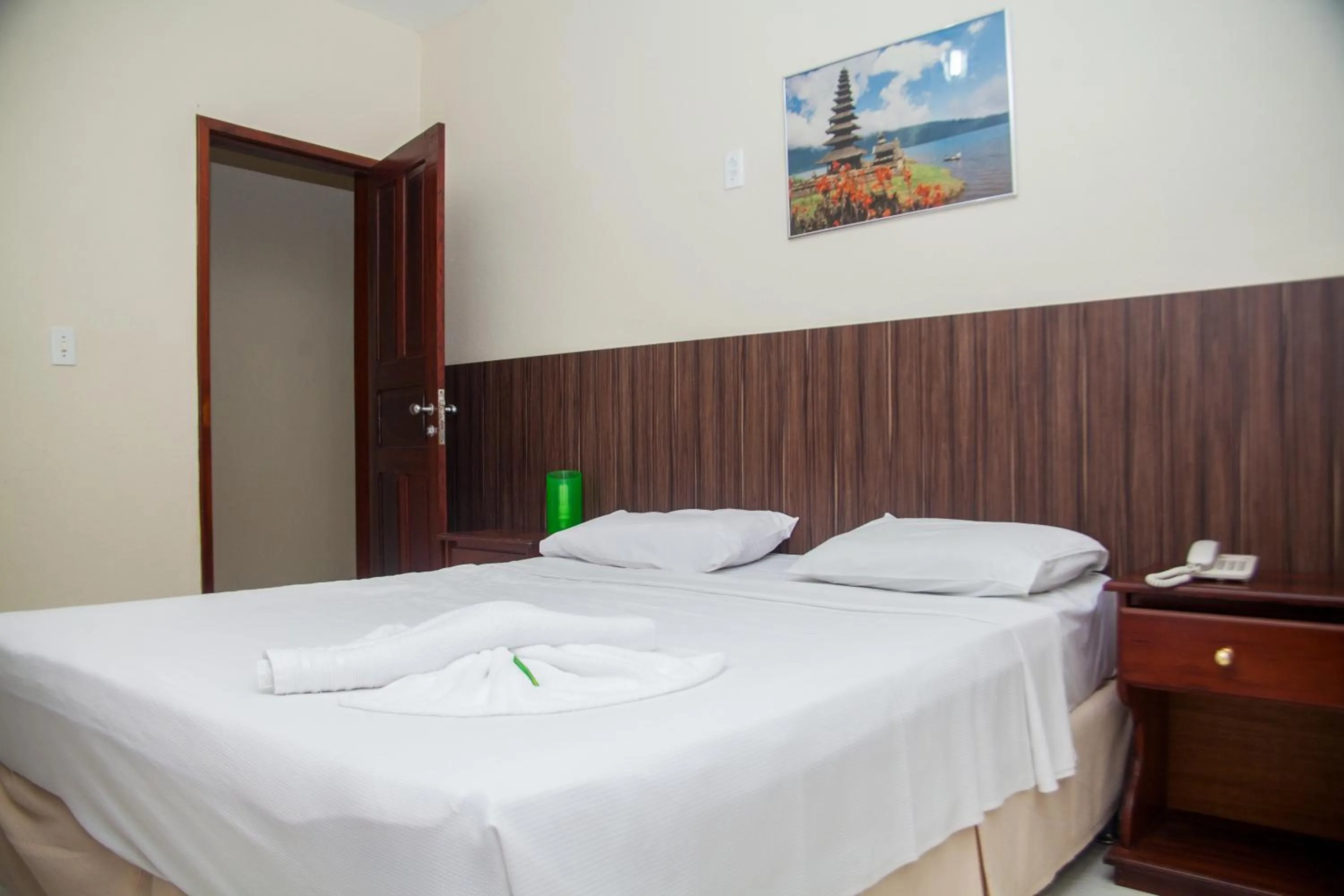 Bed in Netuno Beach Hotel