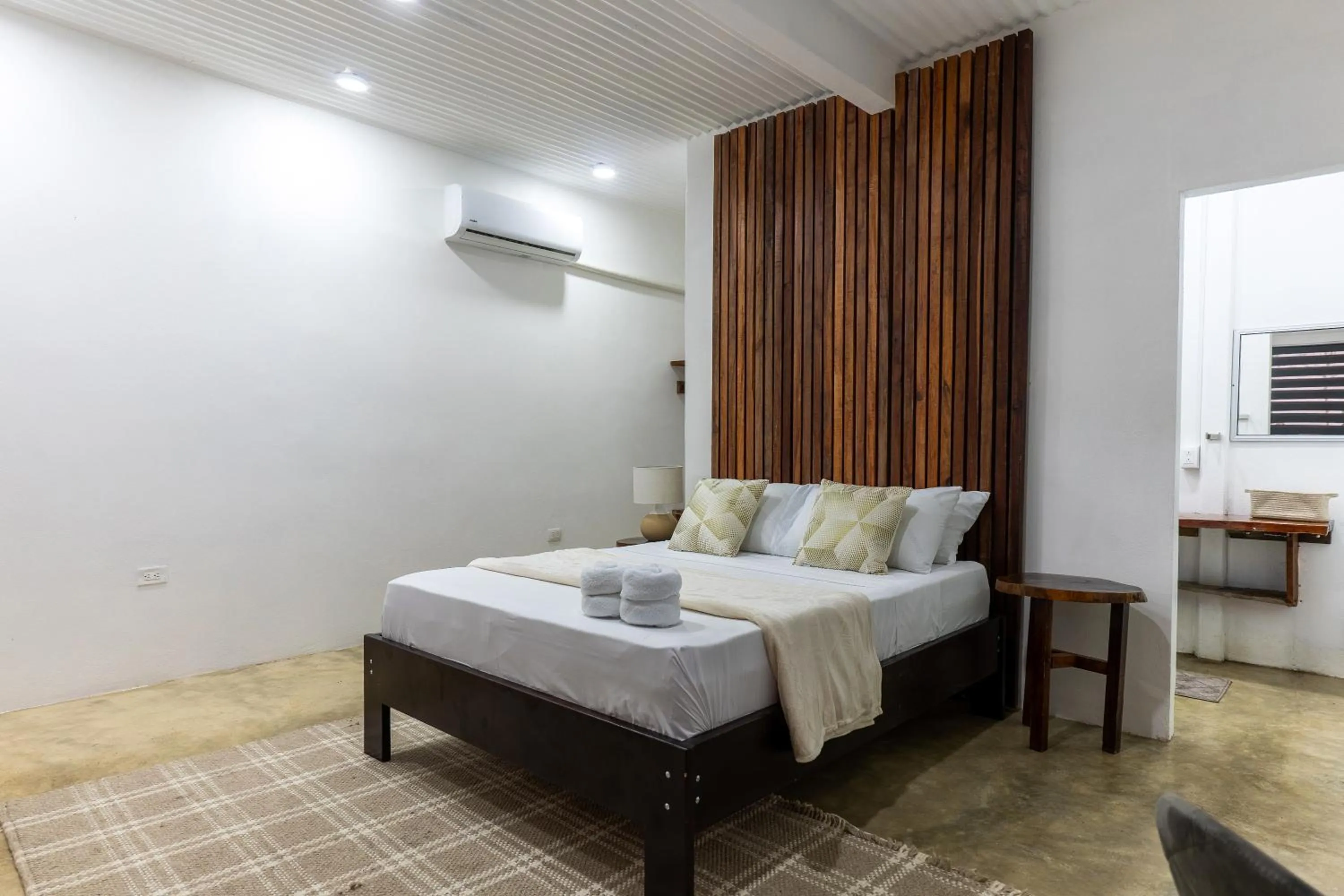 Bed in El Deseo Serendipity Tortuguero