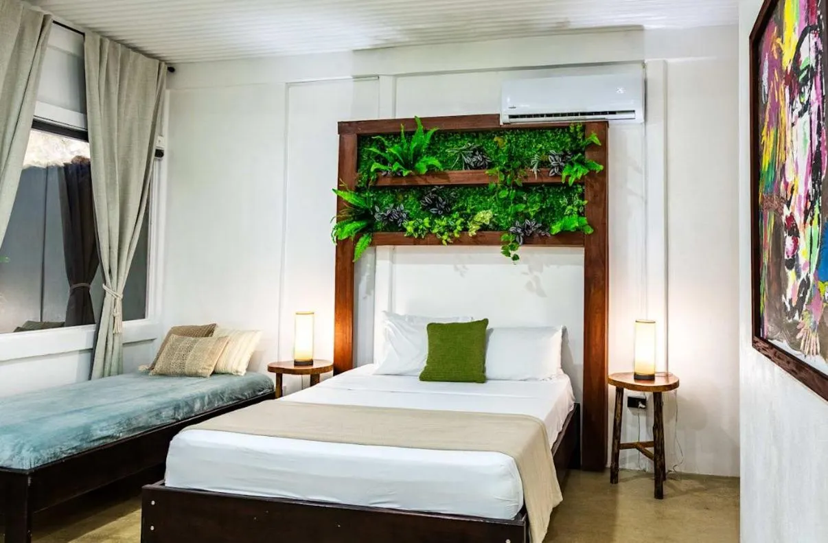 Bed in El Deseo Serendipity Tortuguero