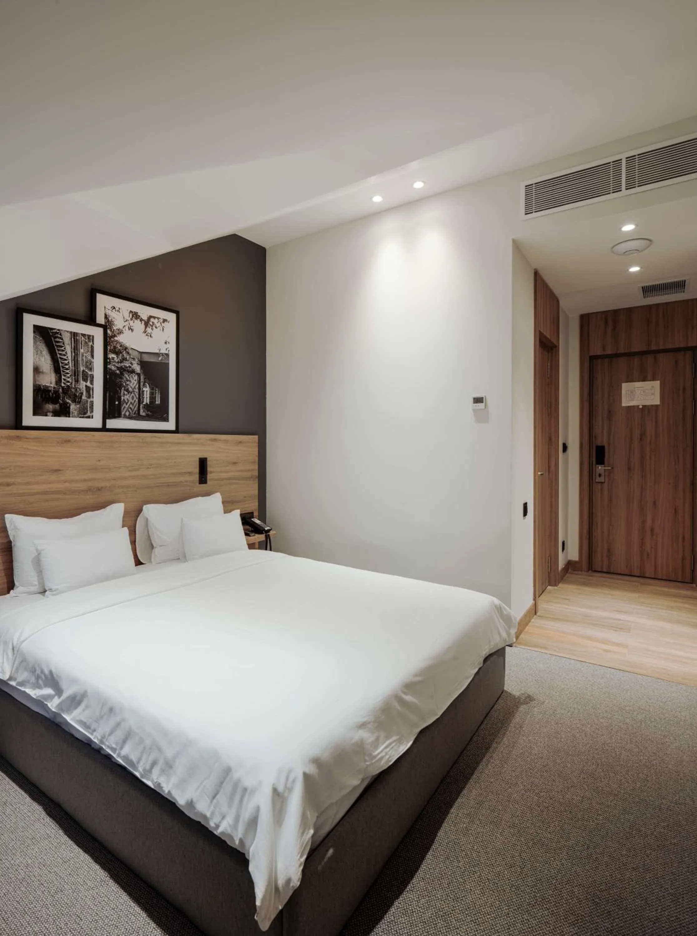 Bedroom, Bed in Shiraz Plaza Hotel & Spa