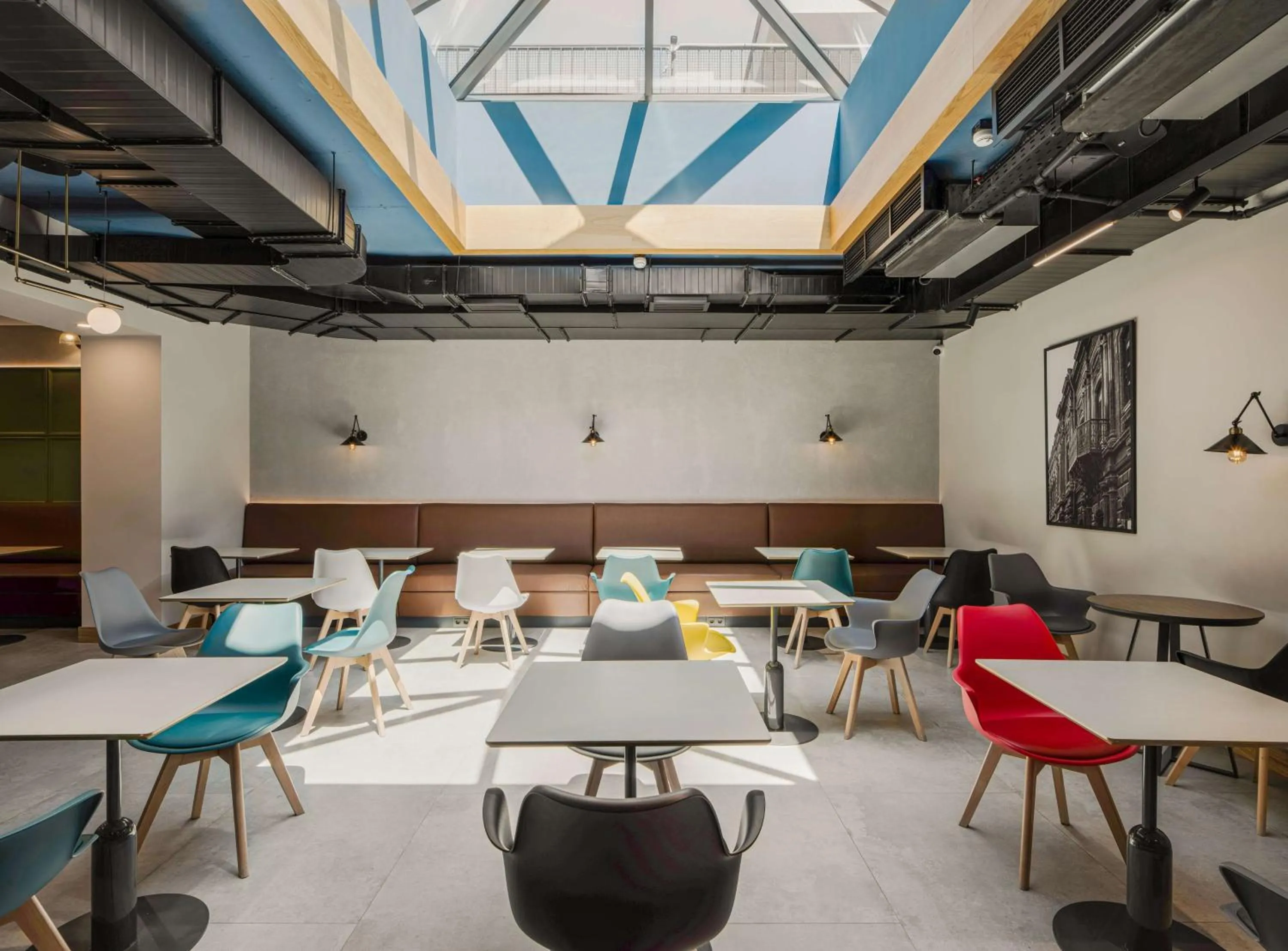 Bedroom in Shiraz Plaza Hotel & Spa