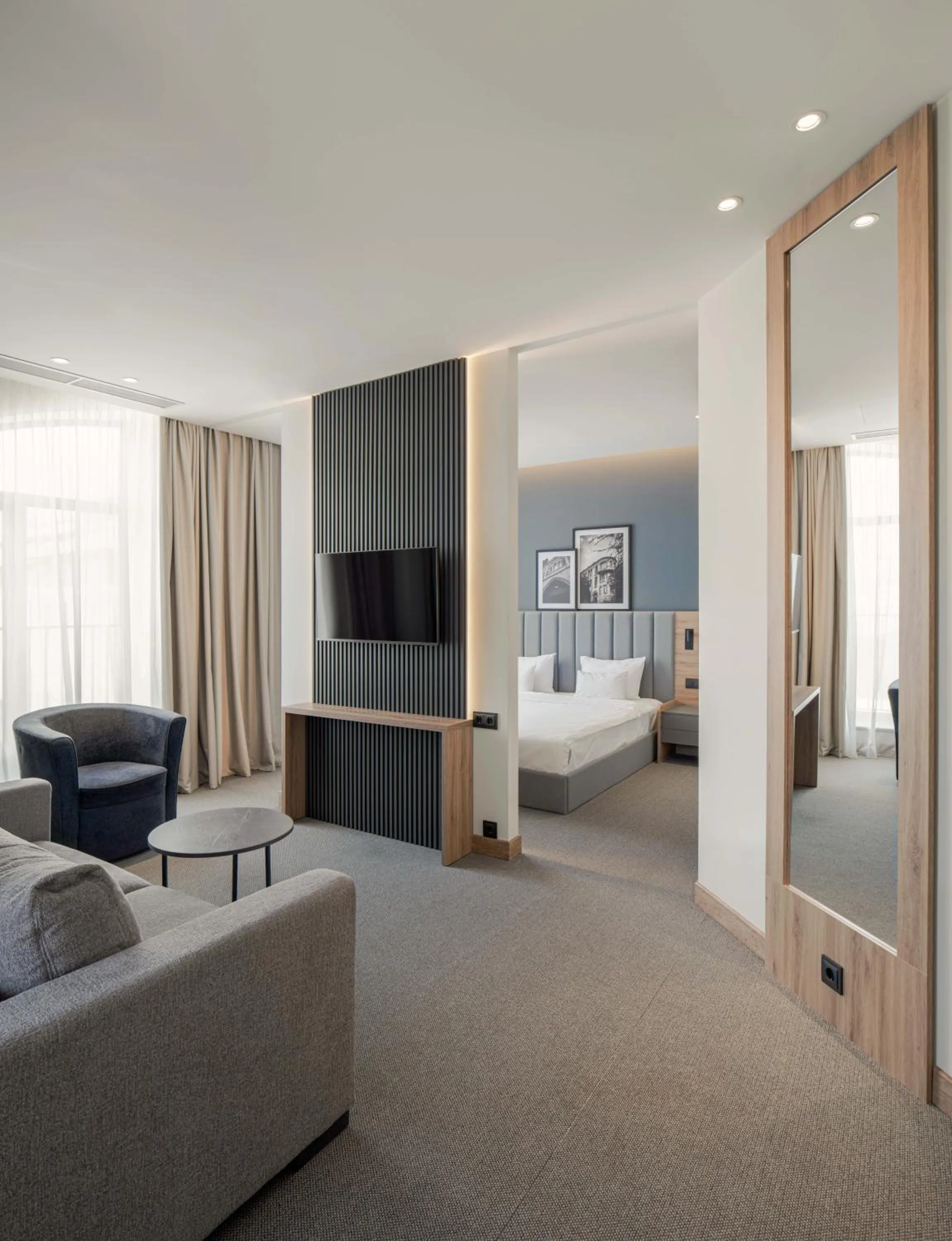 Bed in Shiraz Plaza Hotel & Spa