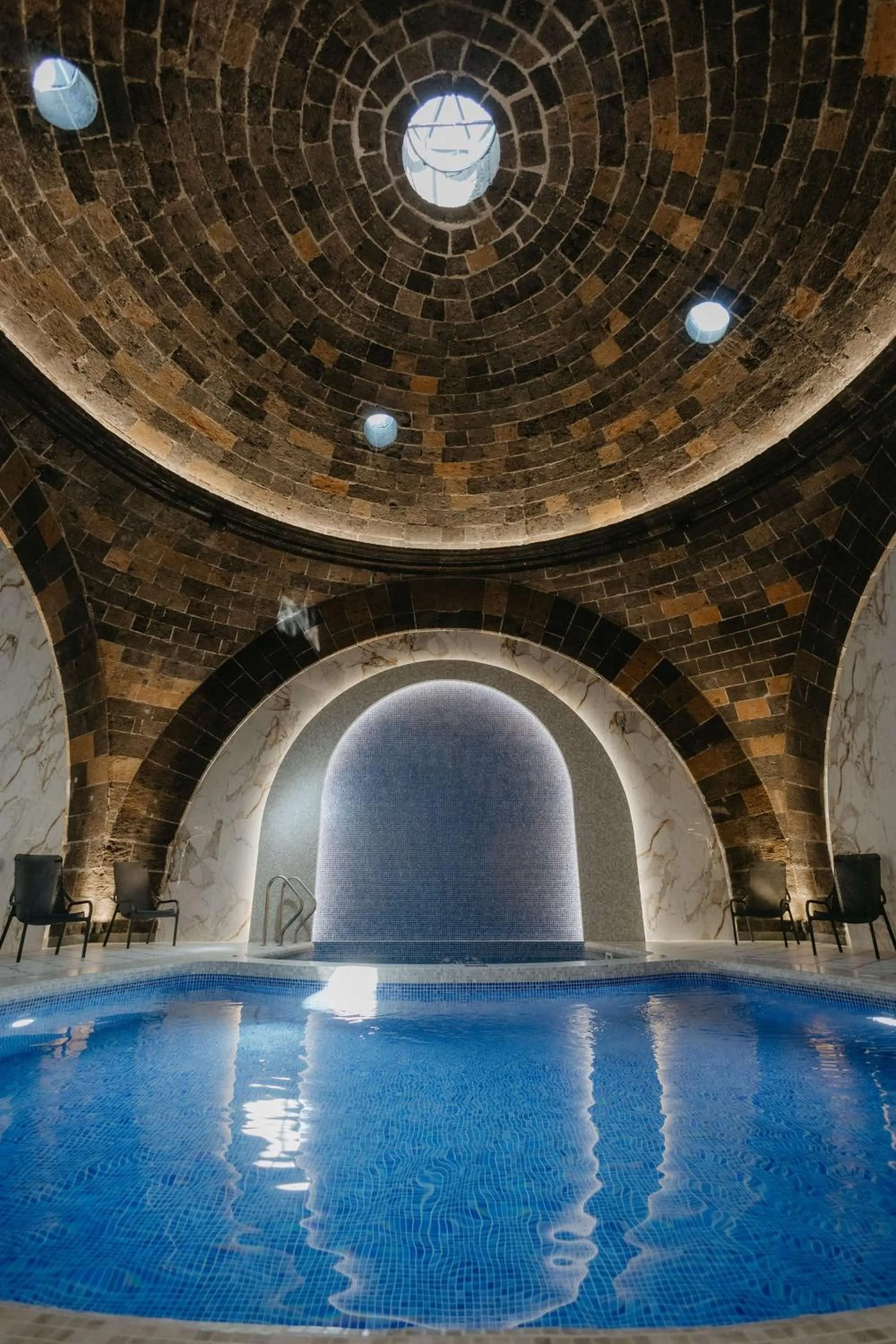 Bedroom in Shiraz Plaza Hotel & Spa