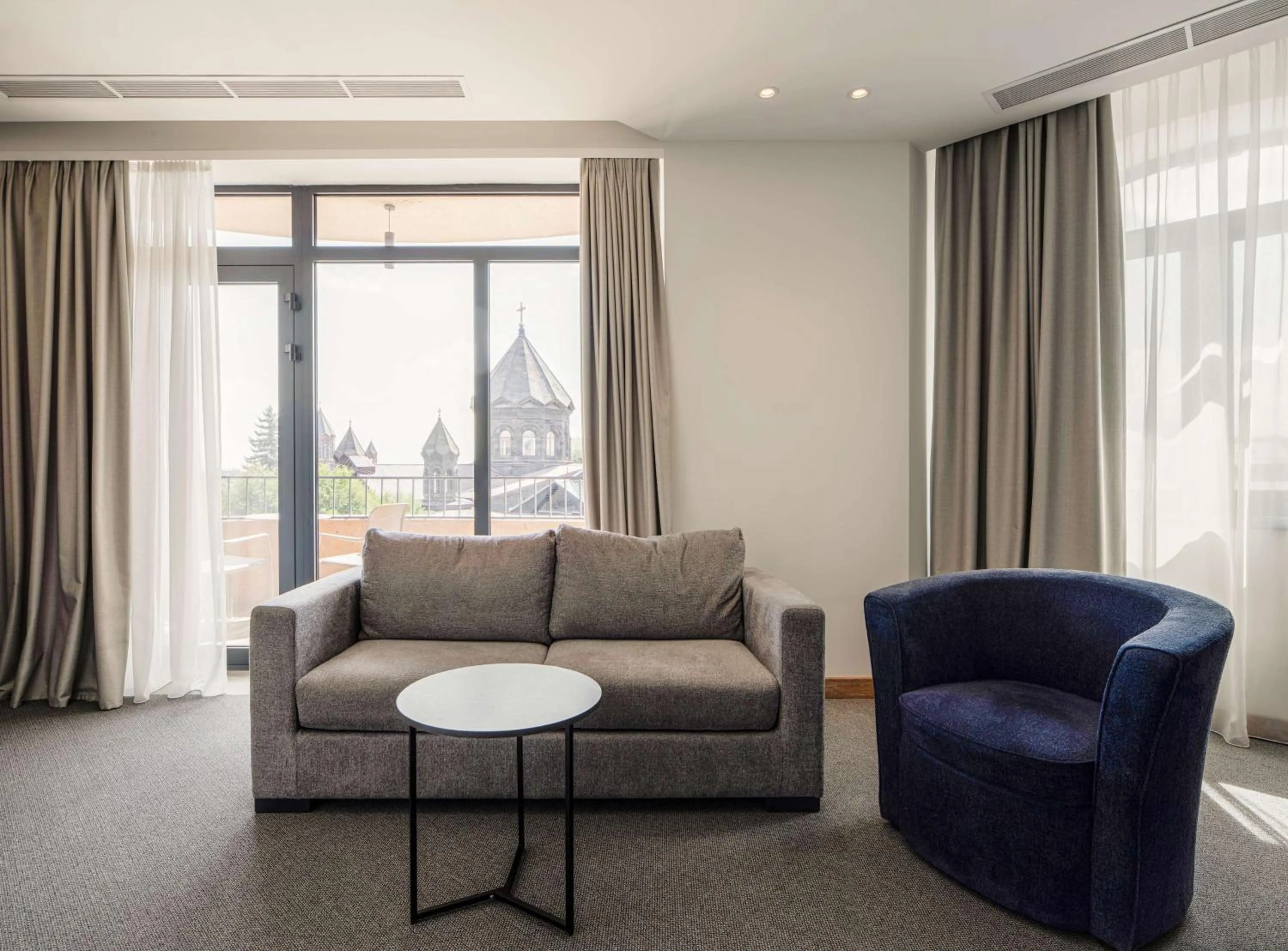 Bedroom in Shiraz Plaza Hotel & Spa