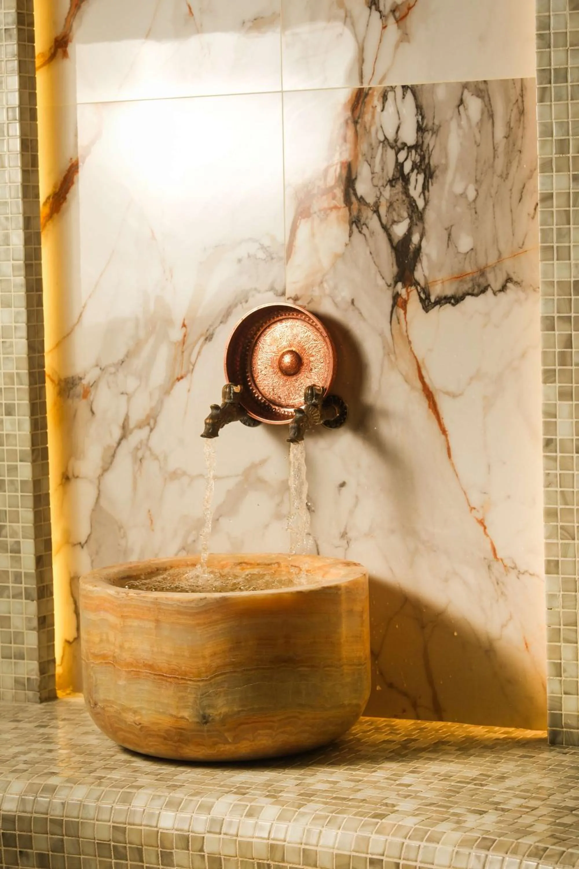 Bedroom in Shiraz Plaza Hotel & Spa