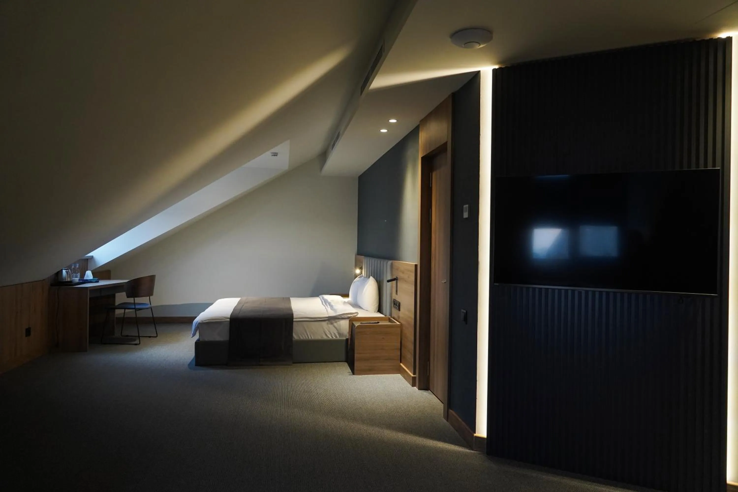 Family Double Room in Shiraz Plaza Hotel & Spa