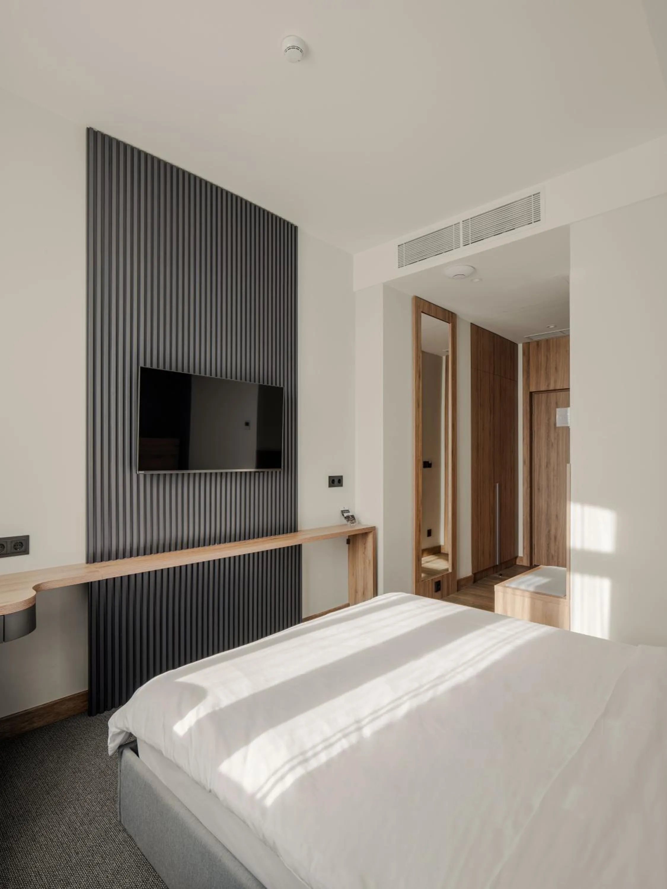 Bed in Shiraz Plaza Hotel & Spa